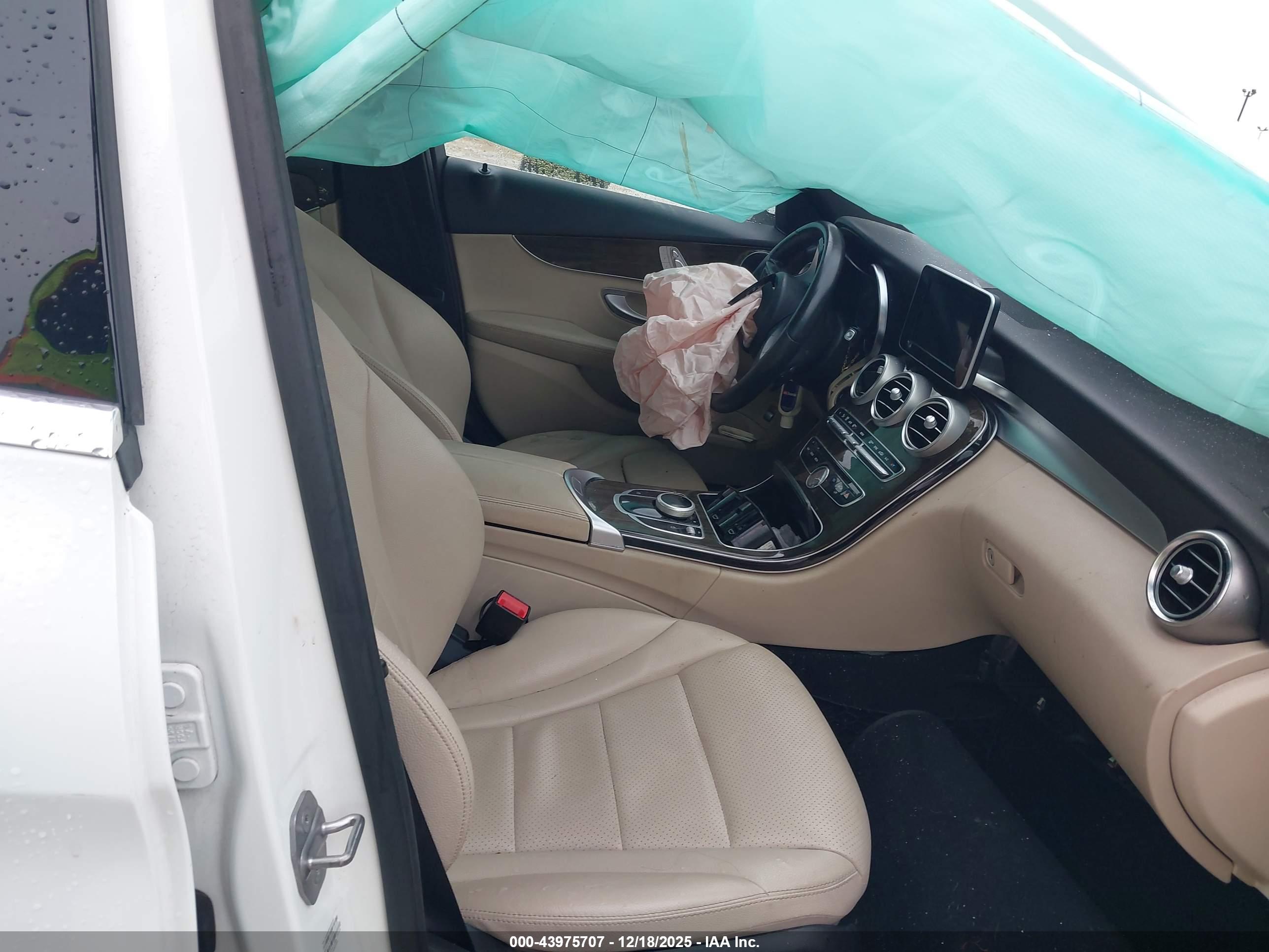 MERCEDES-BENZ C image 5