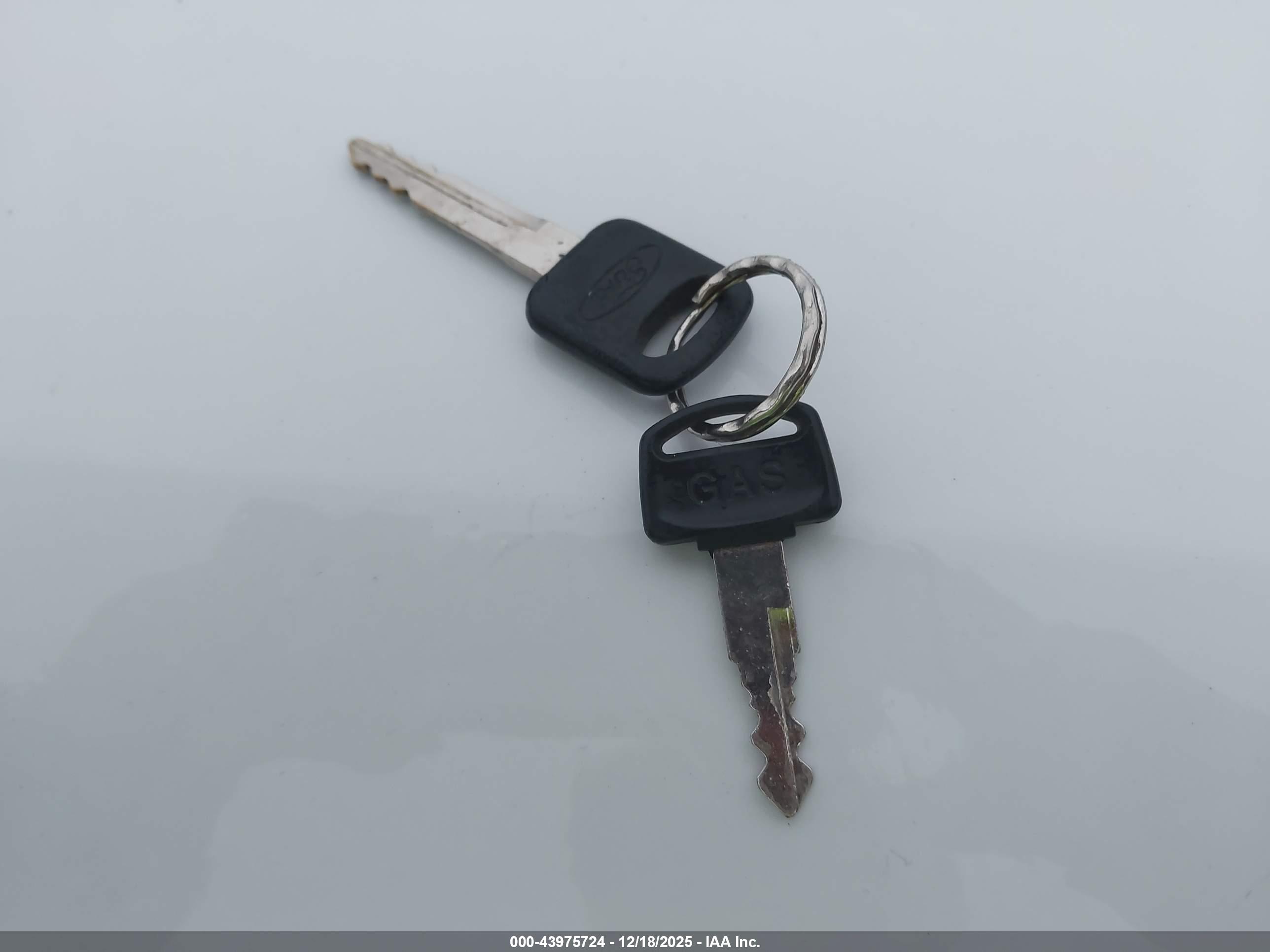 FORD UTILITY image 11