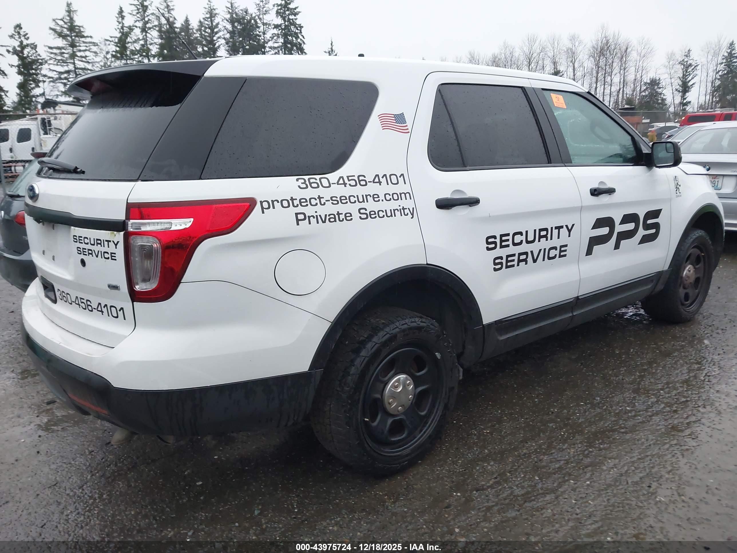 FORD UTILITY image 4