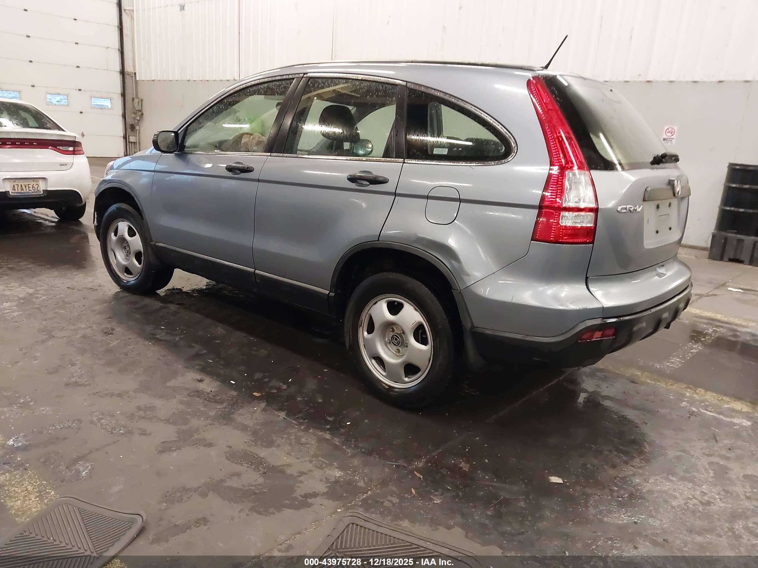 HONDA CR-V image 3