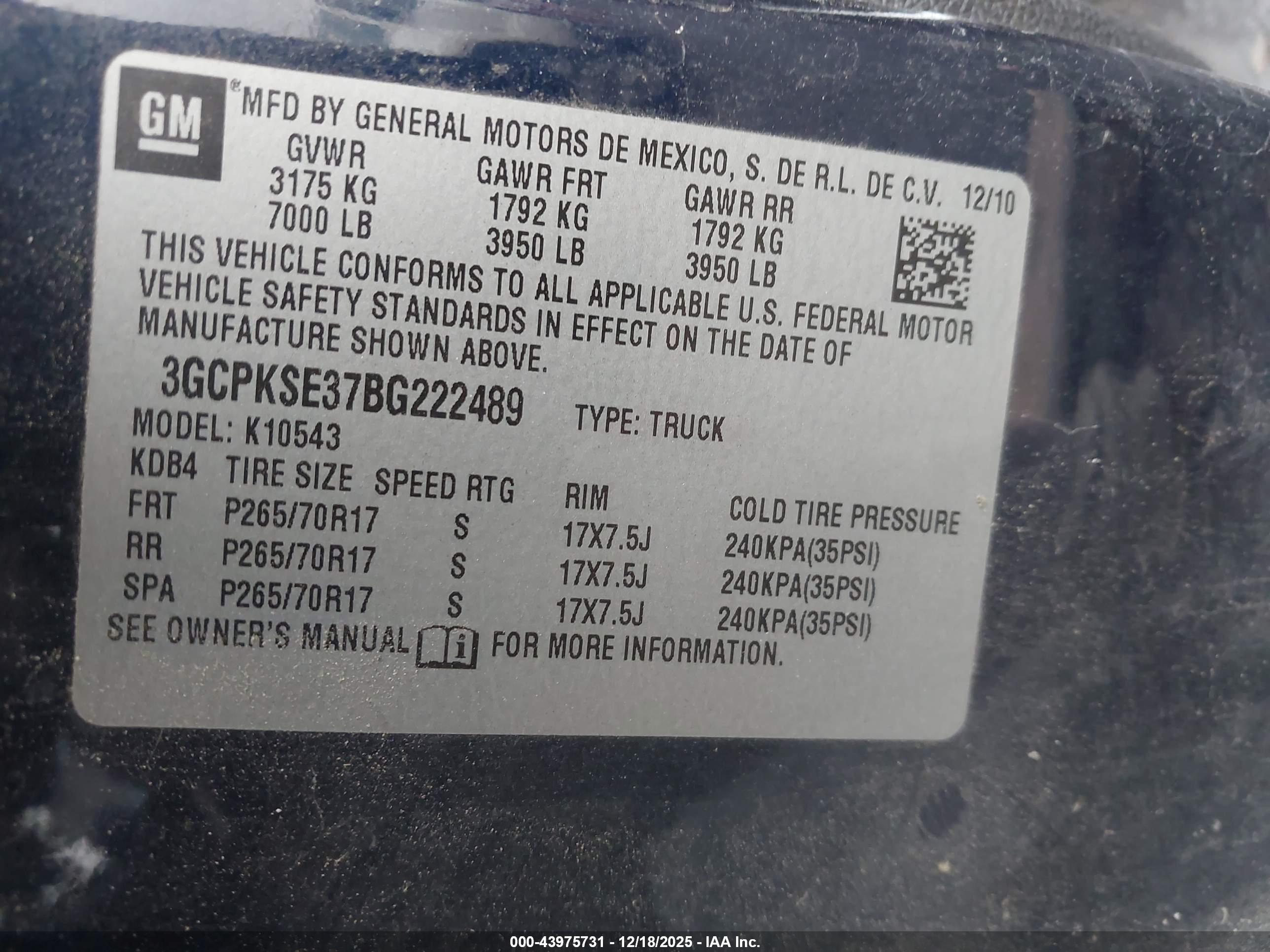 CHEVROLET SILVERADO image 9