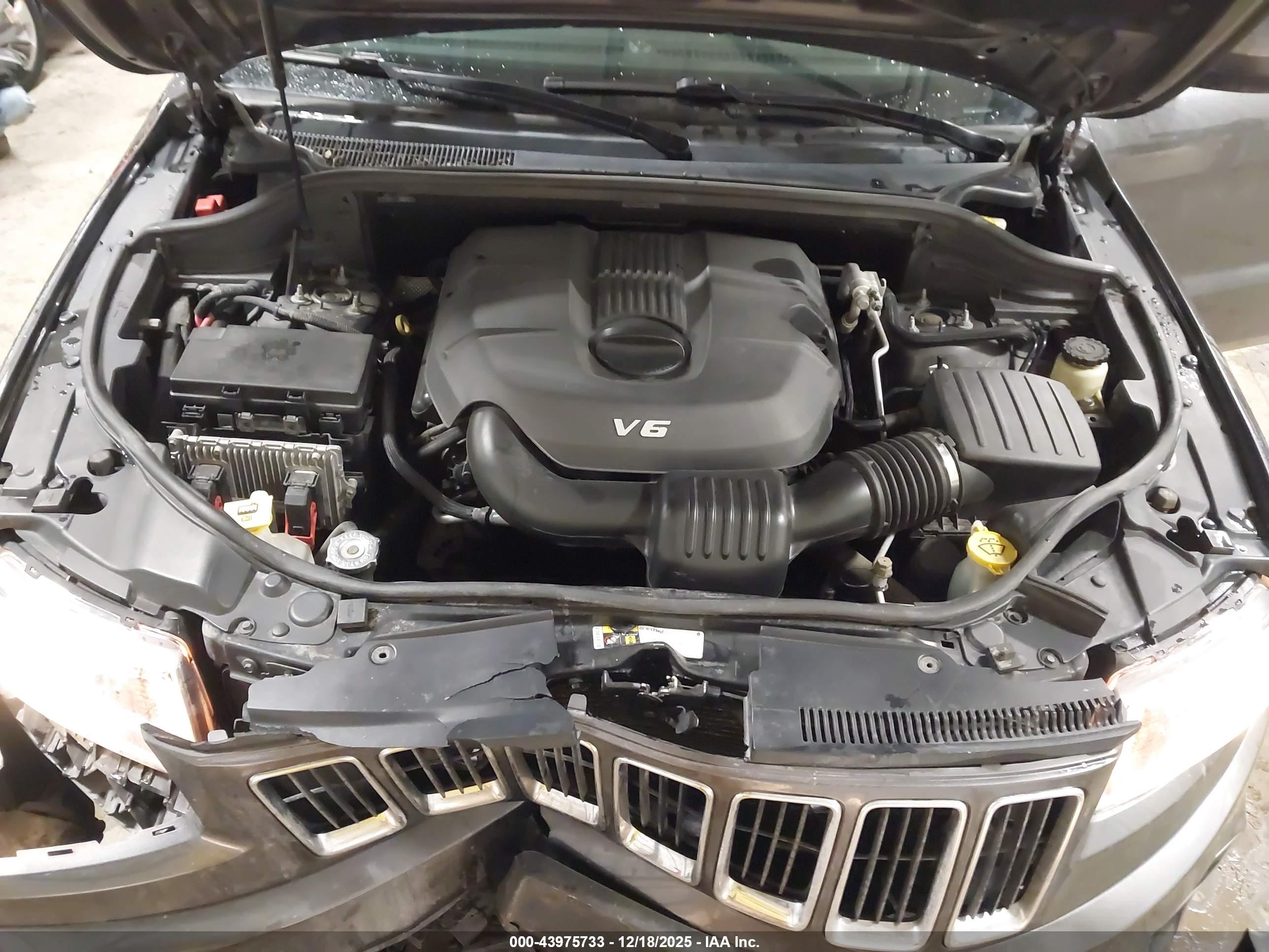 JEEP GRAND image 10