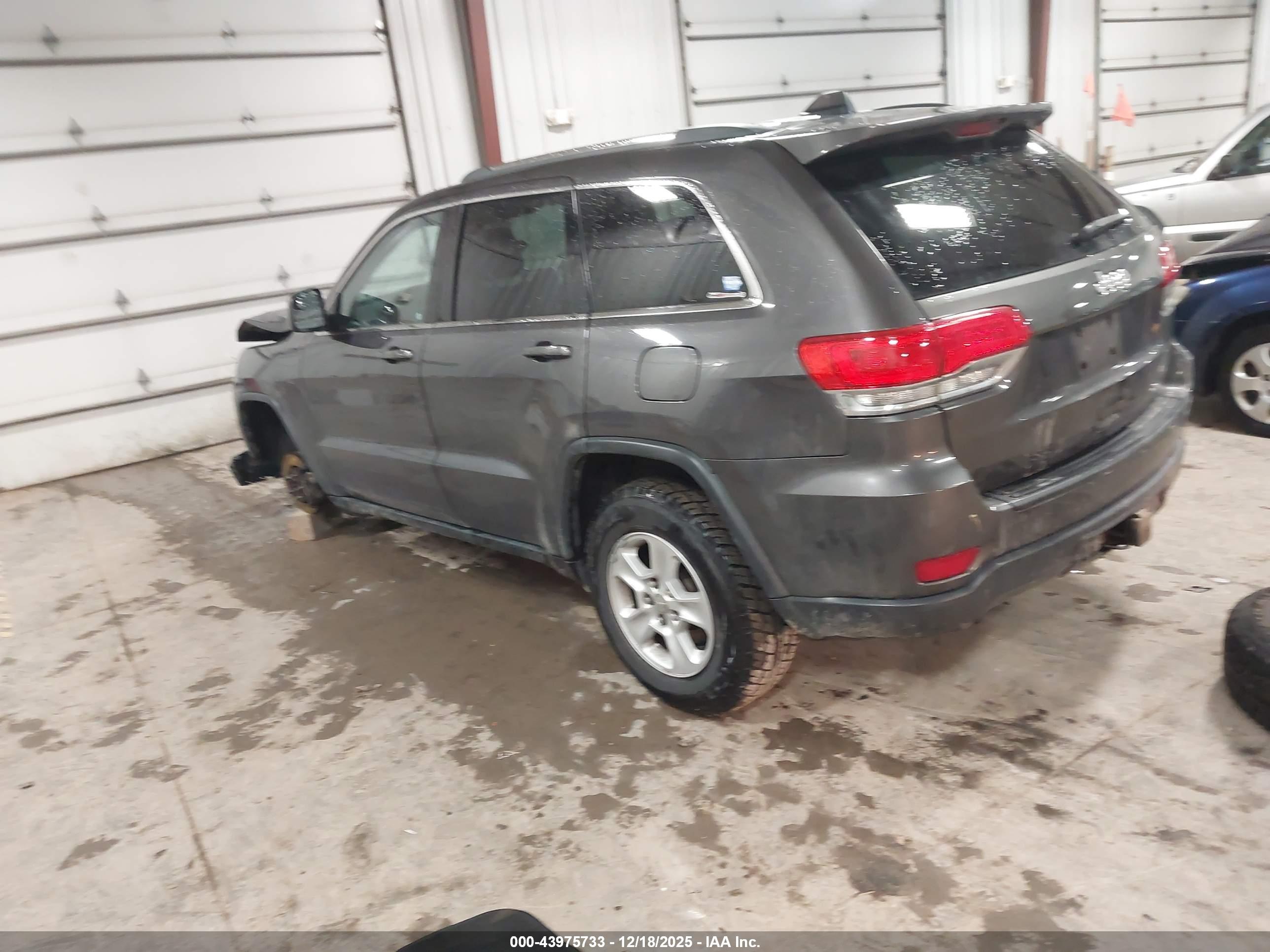 JEEP GRAND image 3
