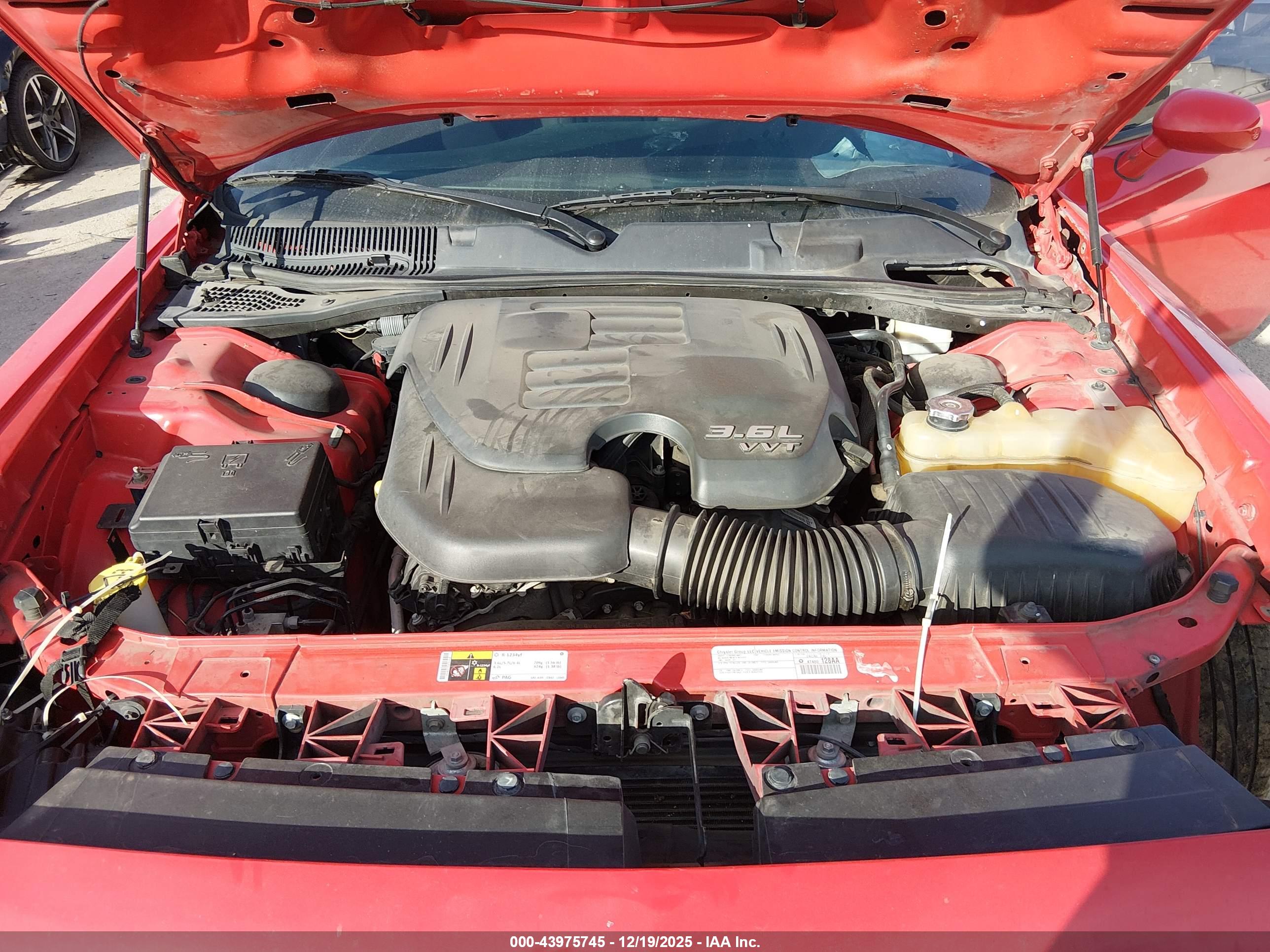 DODGE CHALLENGER image 10