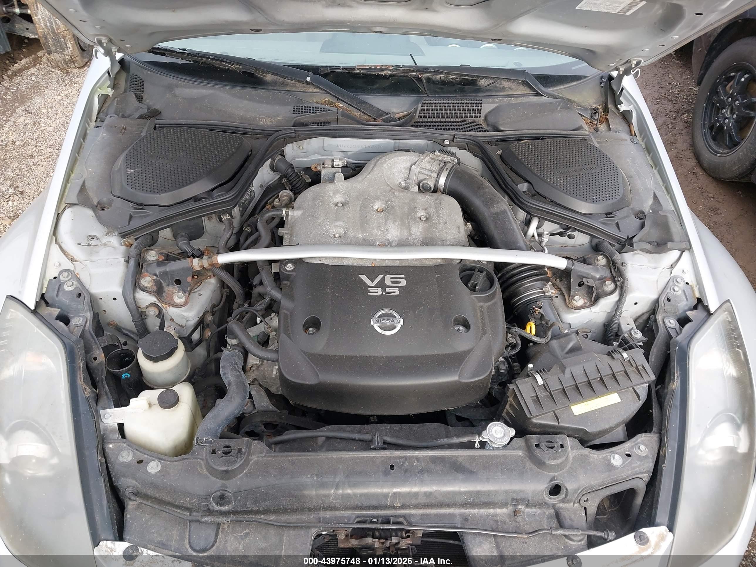 NISSAN 350Z image 10