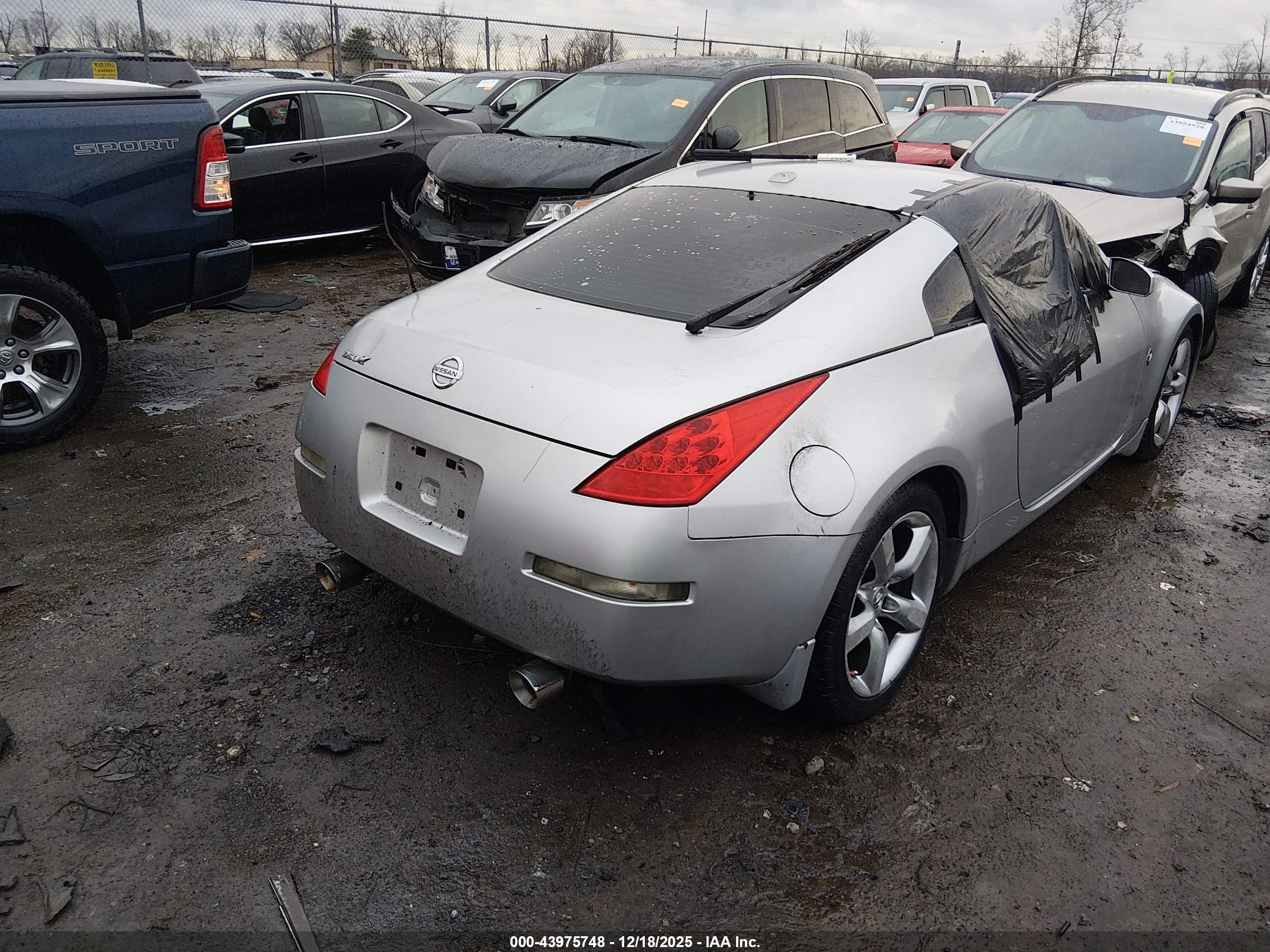 NISSAN 350Z image 4