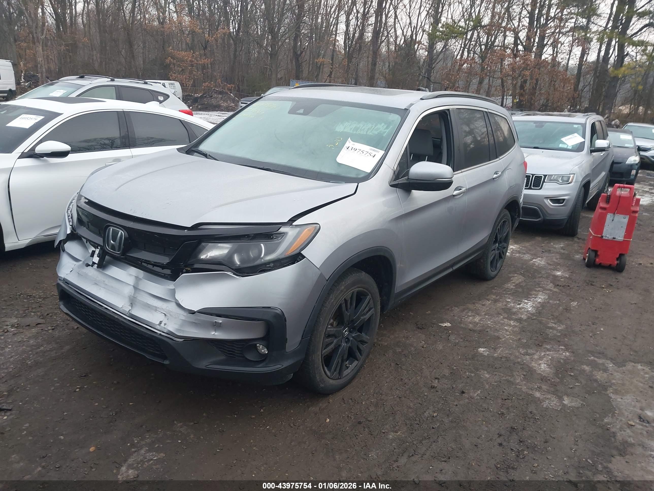 HONDA PILOT image 2