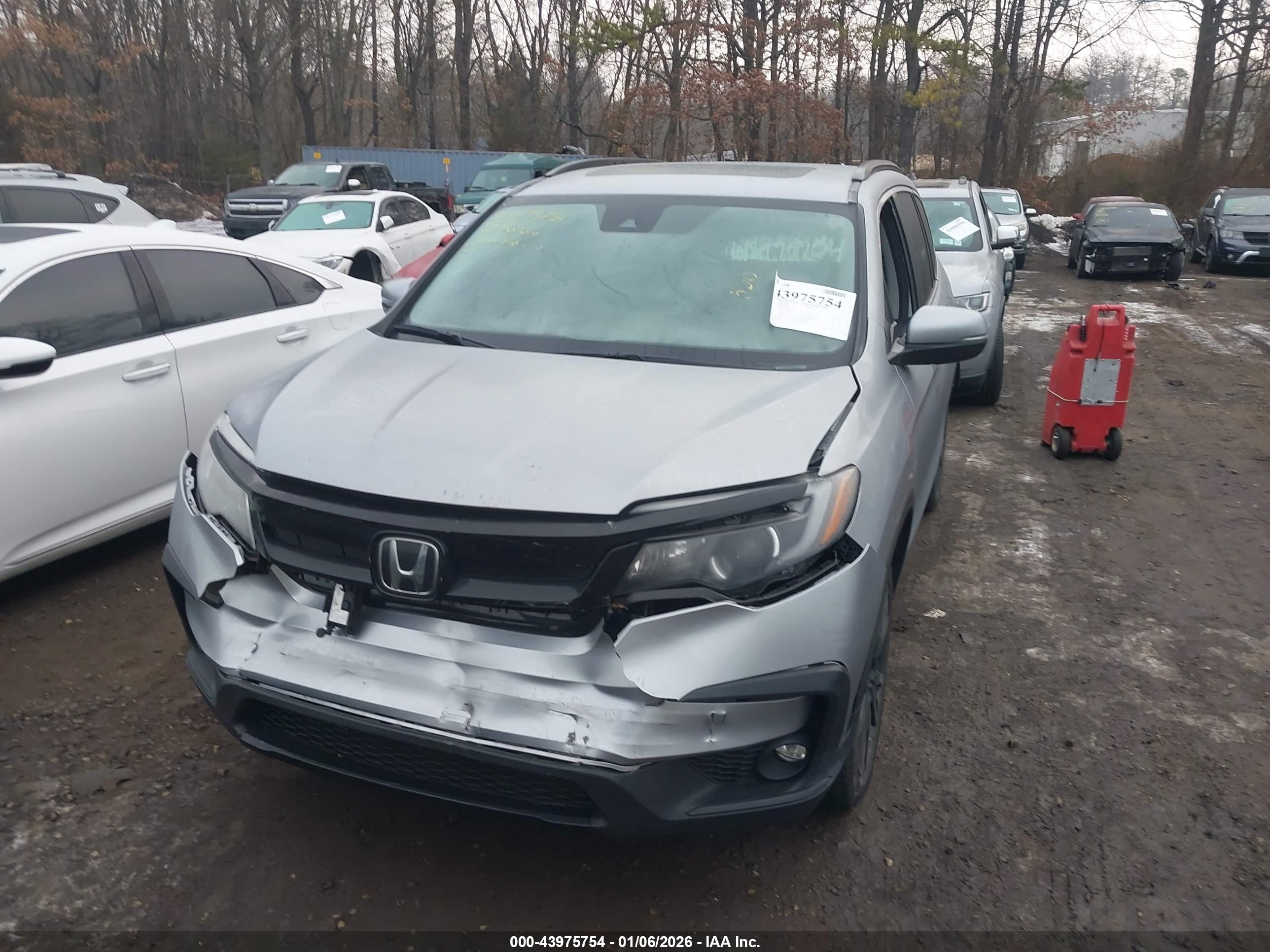 HONDA PILOT image 6