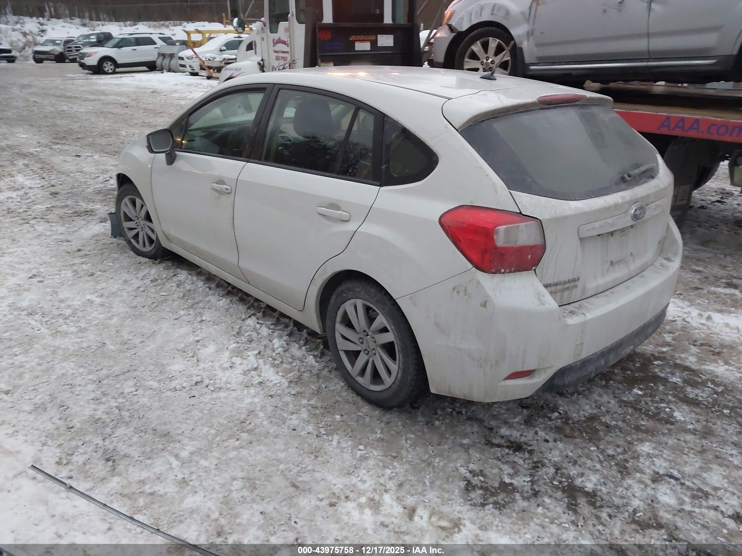 SUBARU IMPREZA image 3