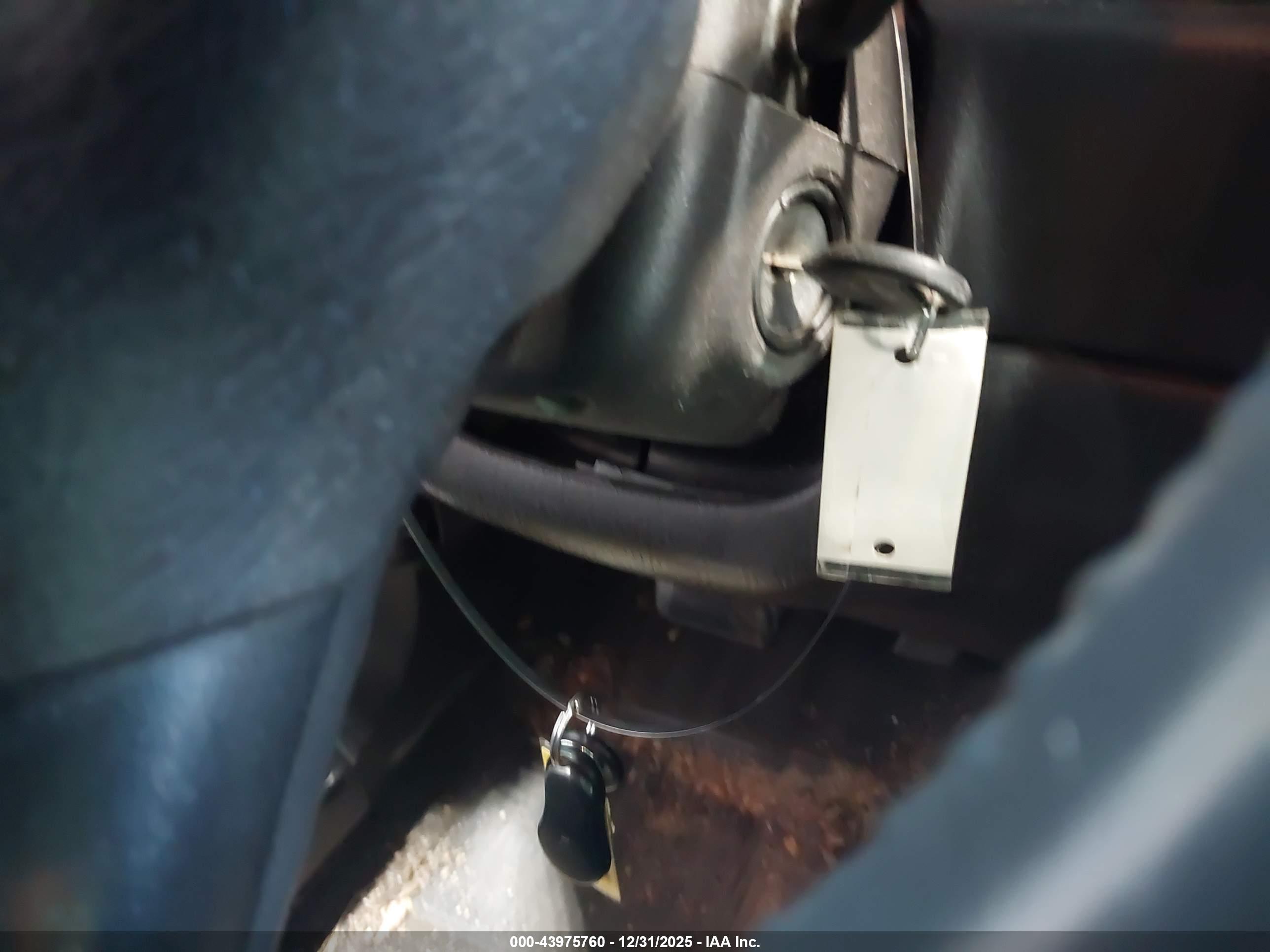 JEEP CHEROKEE image 11