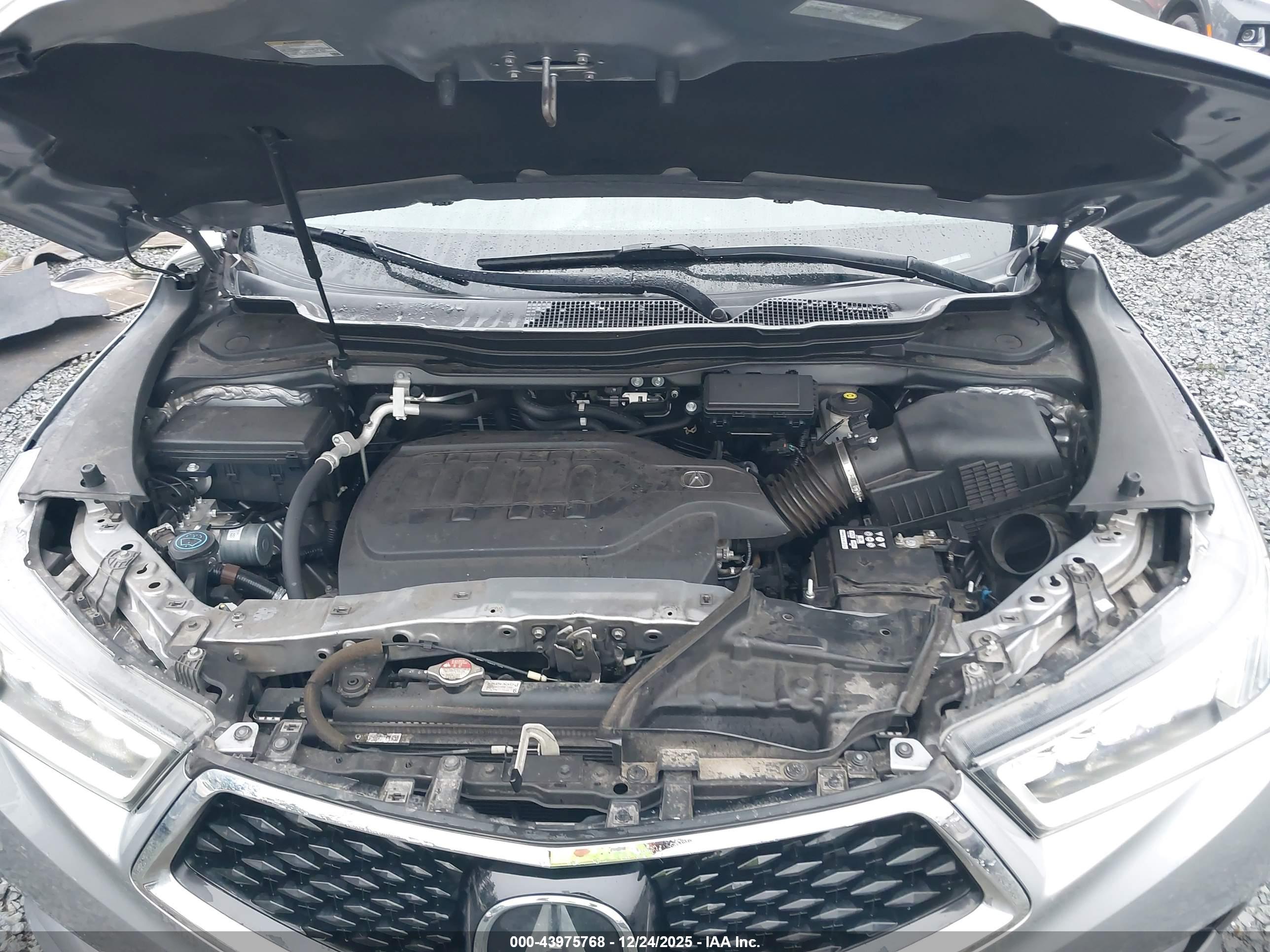ACURA MDX image 10