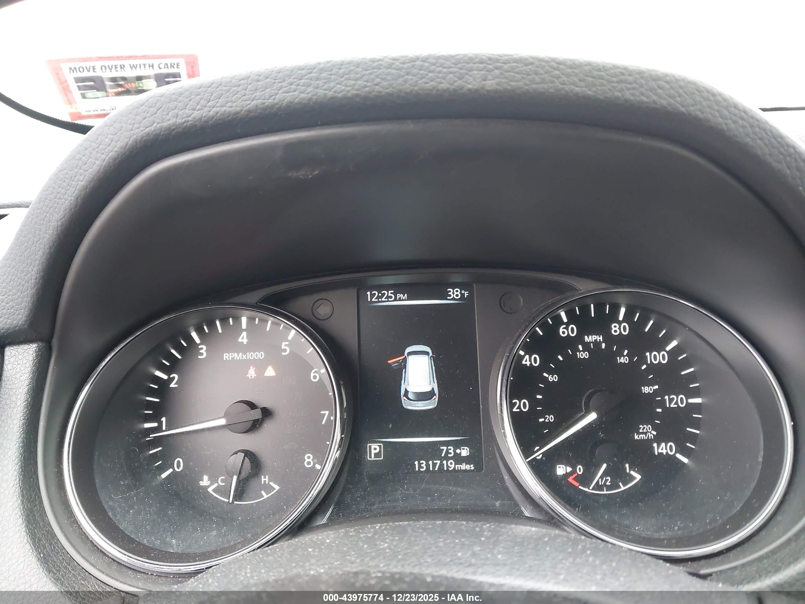 NISSAN ROGUE image 7