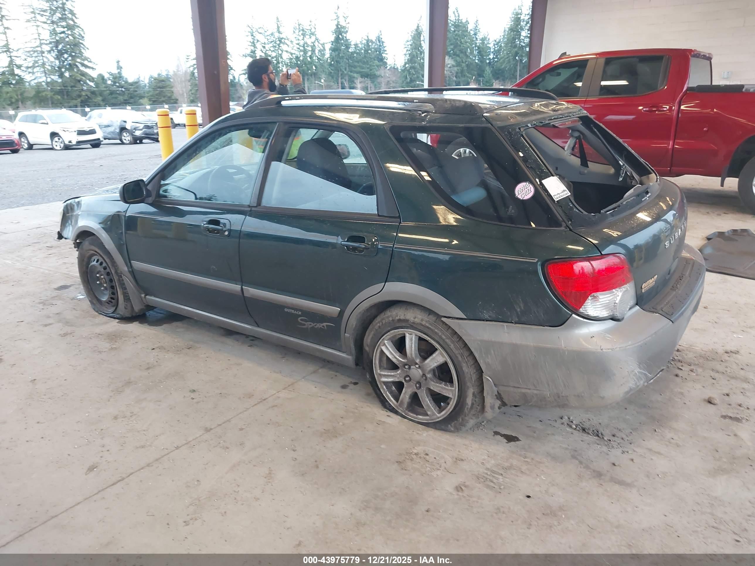 SUBARU IMPREZA image 3
