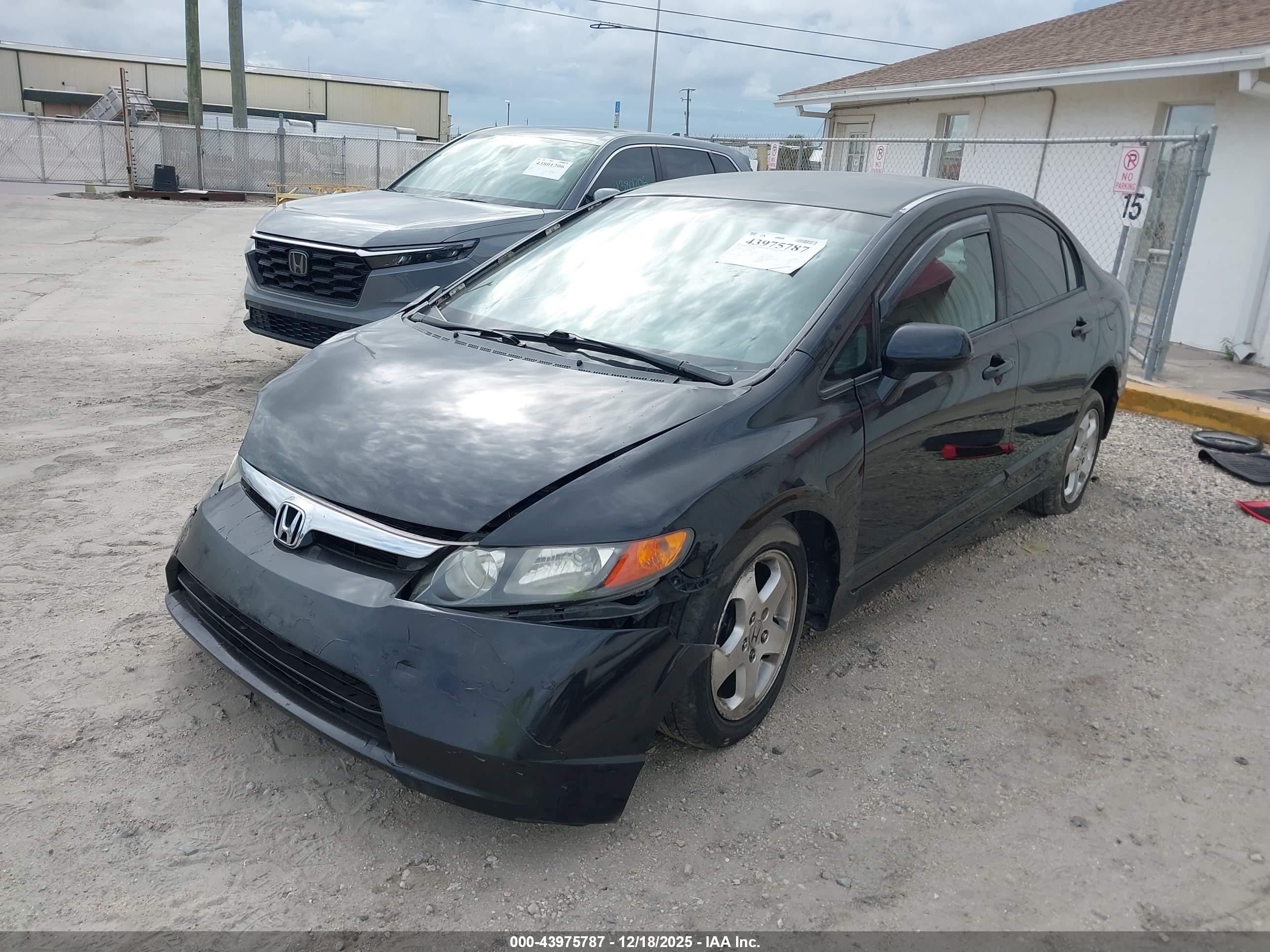 HONDA CIVIC image 2