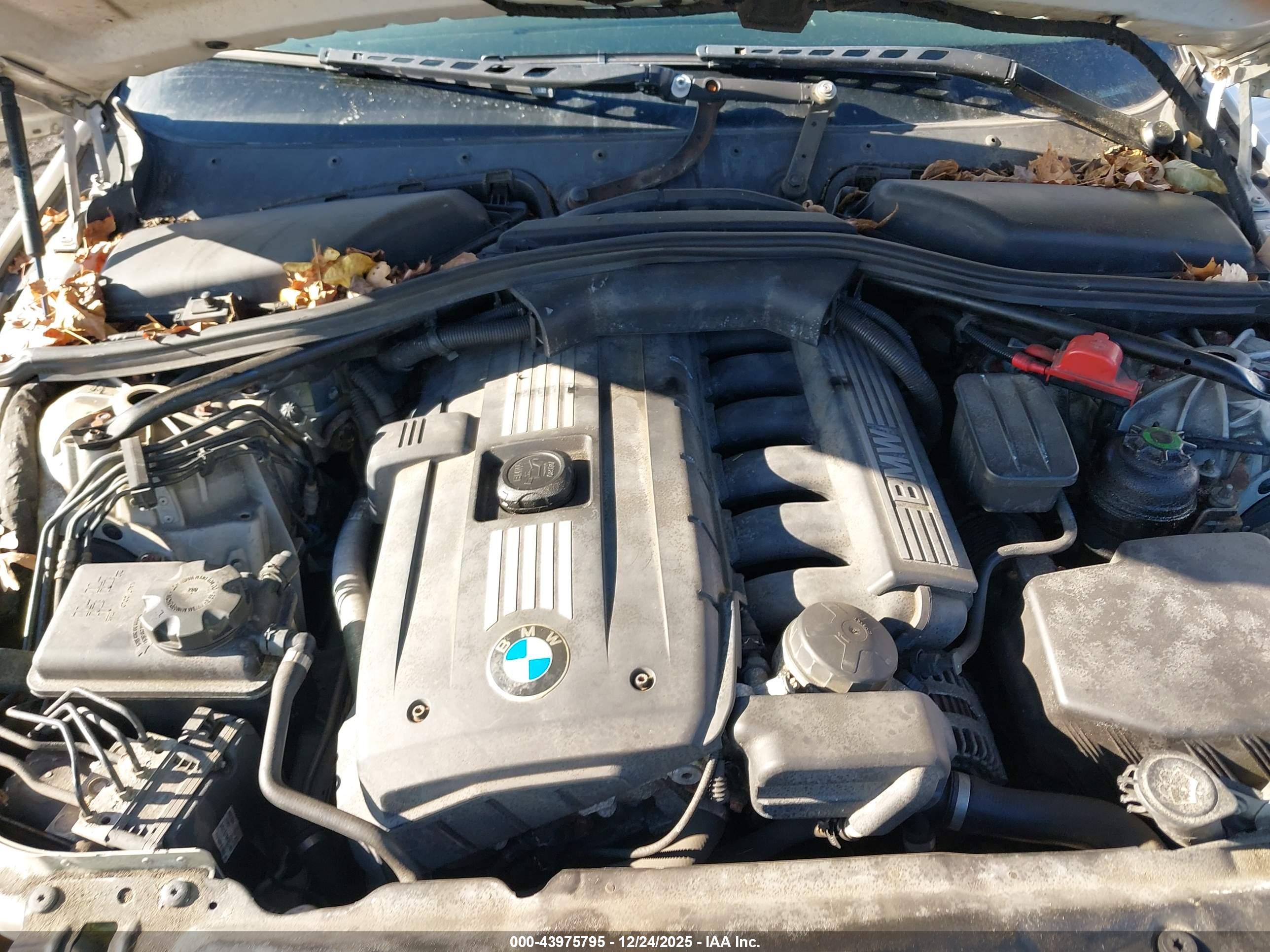 BMW 528I image 10