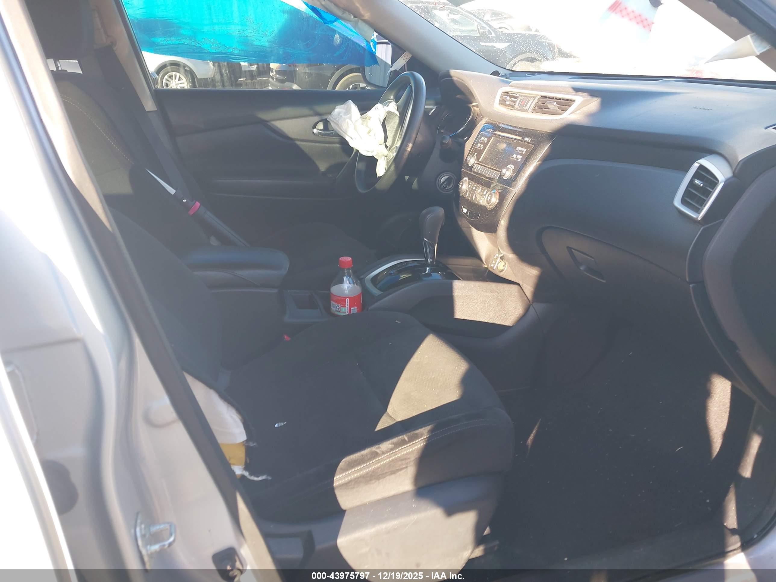 NISSAN ROGUE image 5