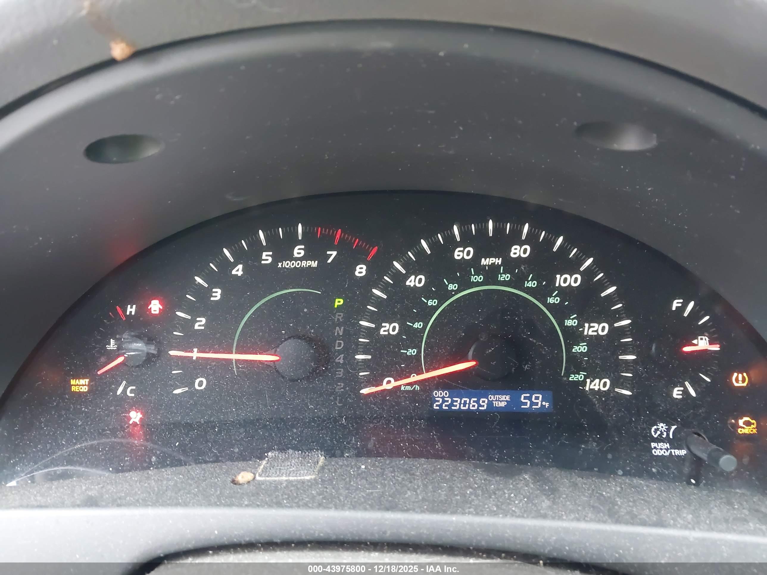 TOYOTA CAMRY image 7
