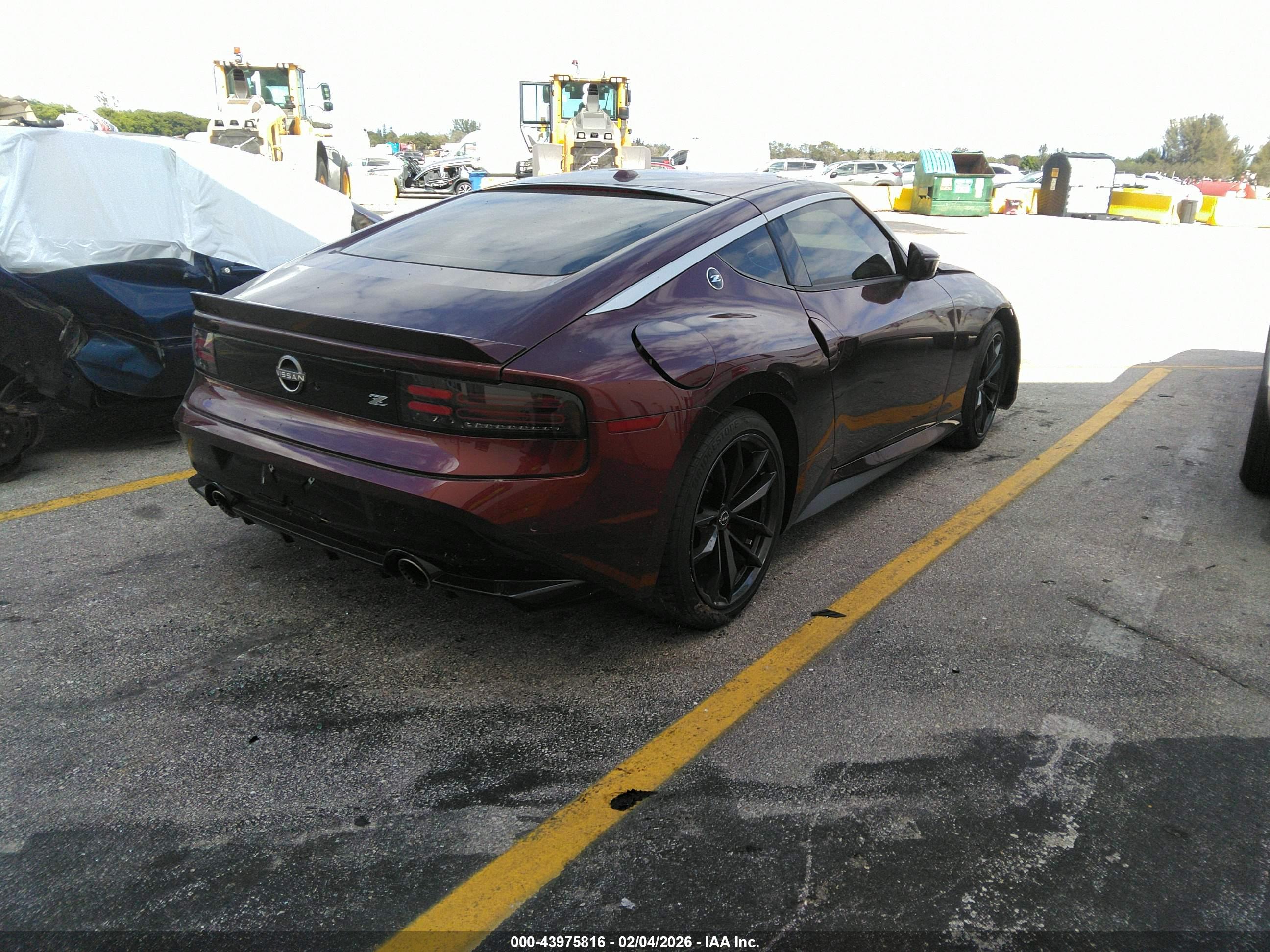 NISSAN Z image 4