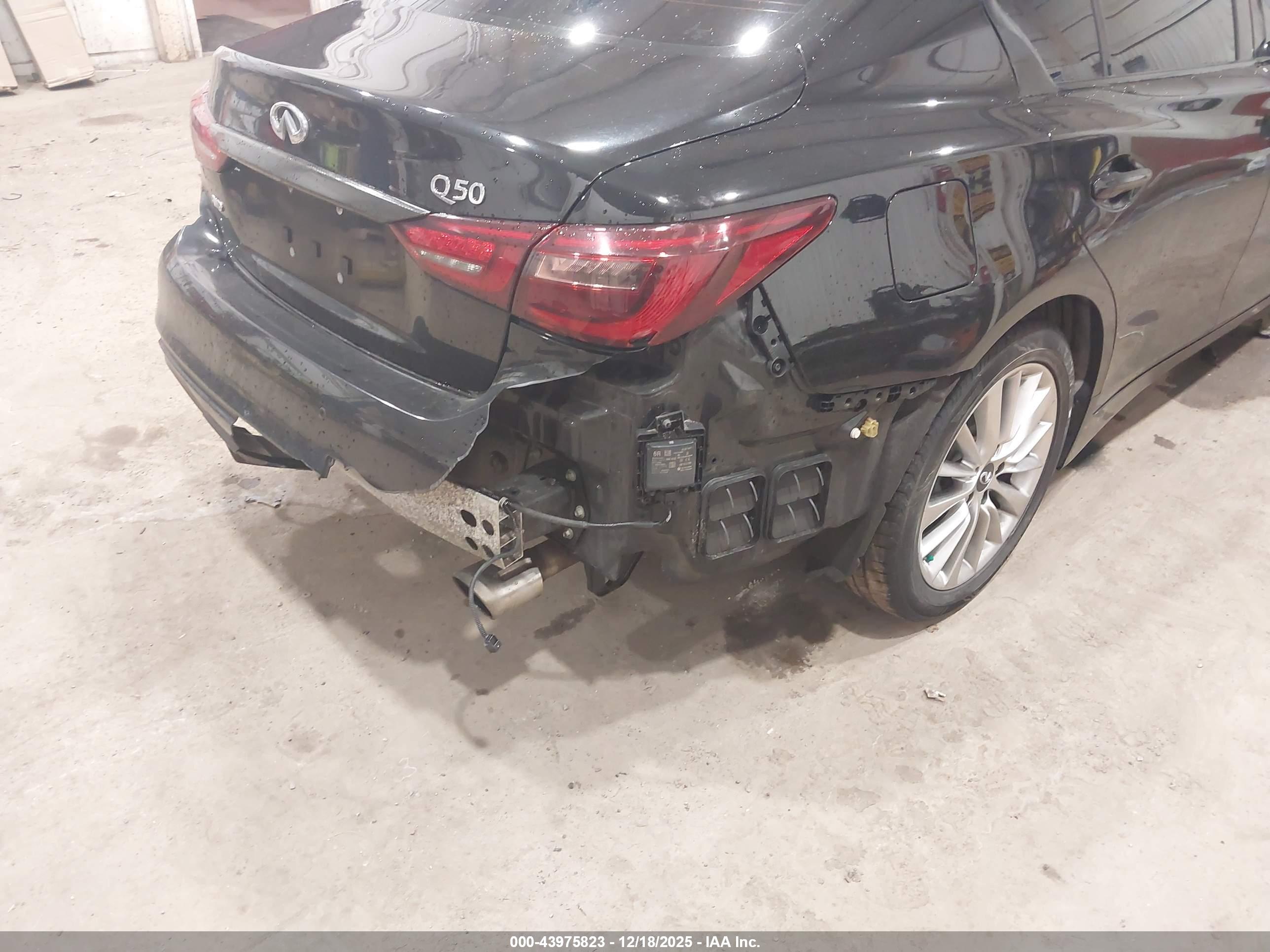 INFINITI Q50 image 6