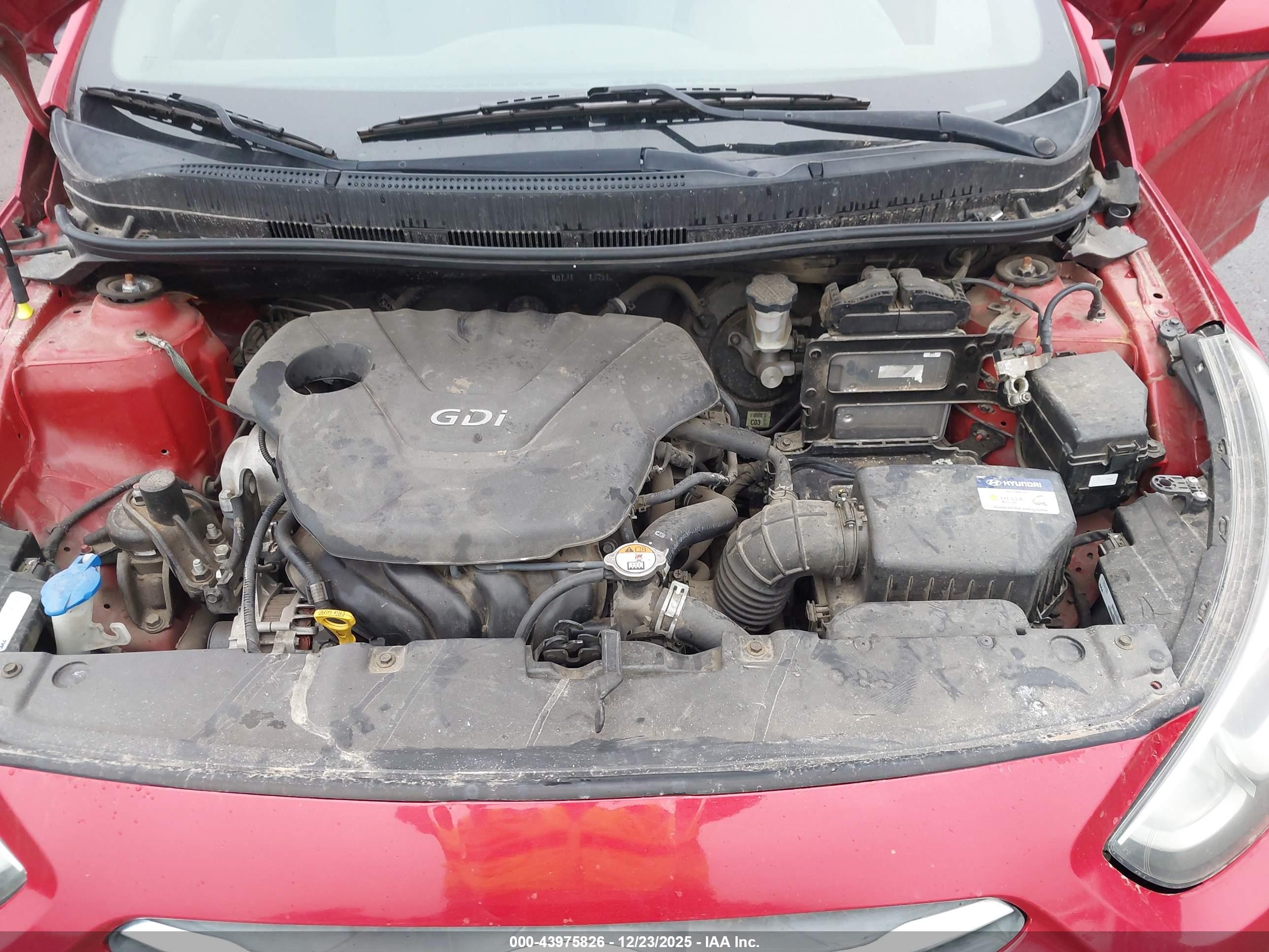 HYUNDAI ACCENT image 10