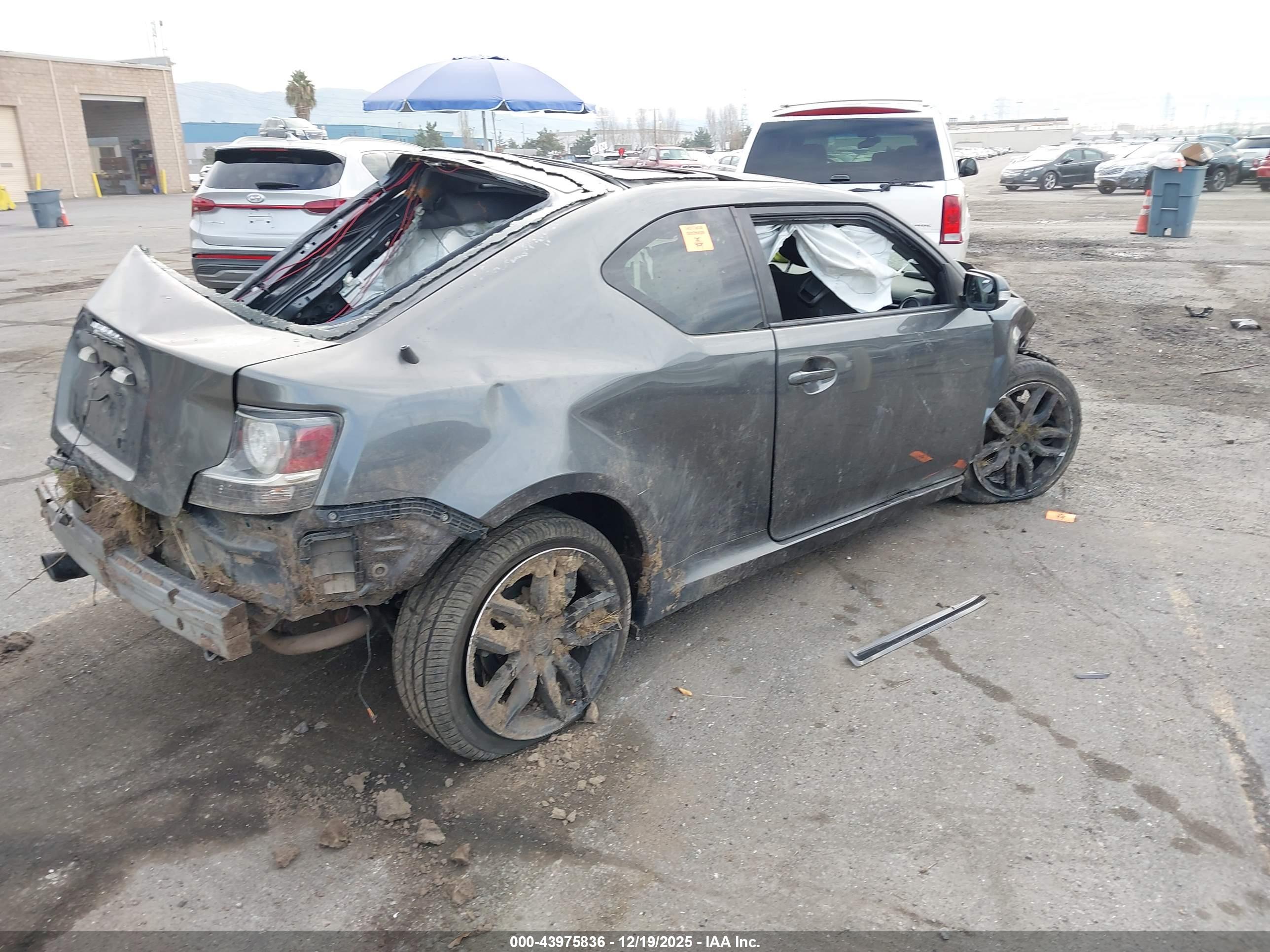 SCION TC image 4