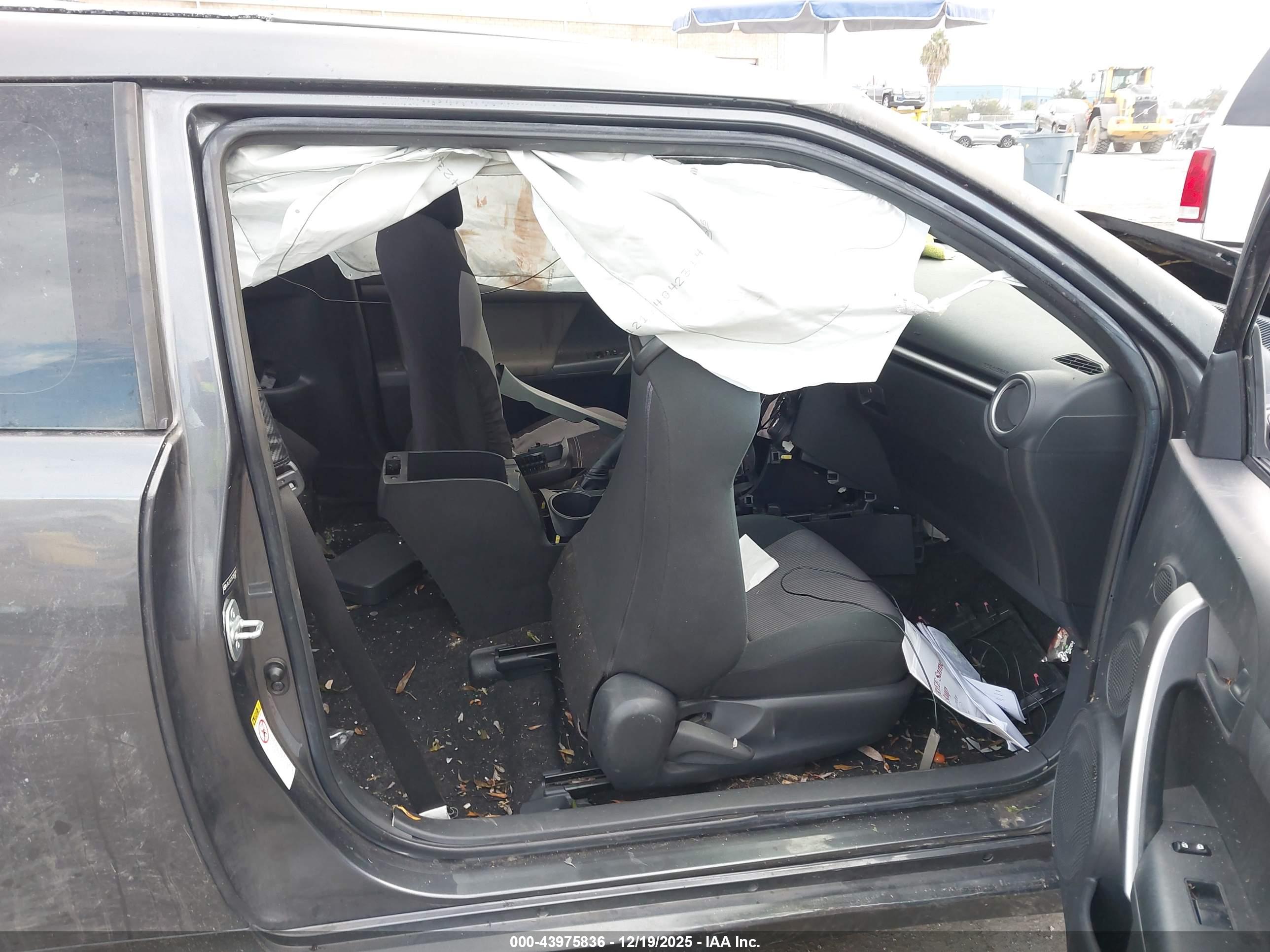 SCION TC image 5