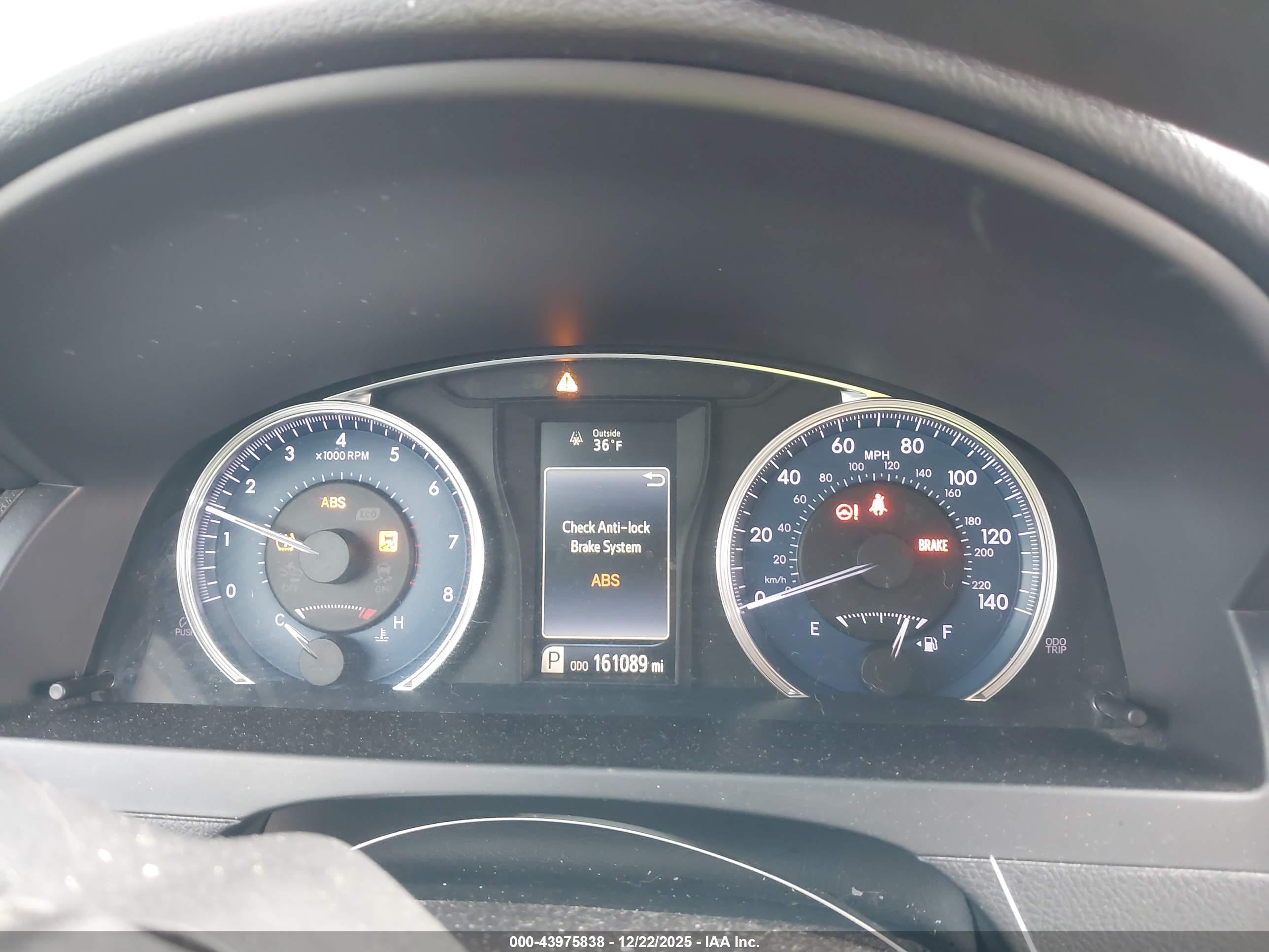 TOYOTA CAMRY image 7