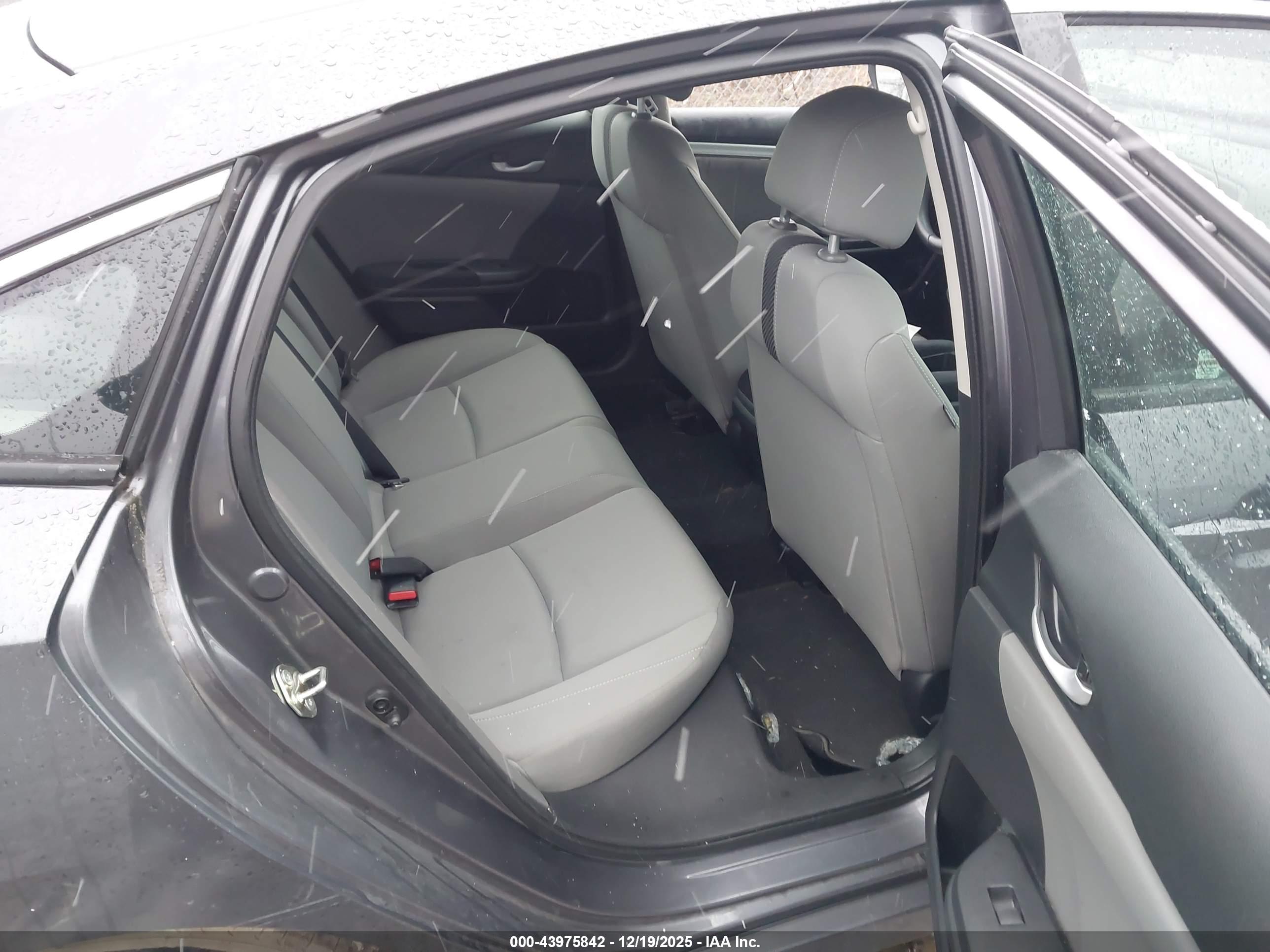 HONDA CIVIC image 8