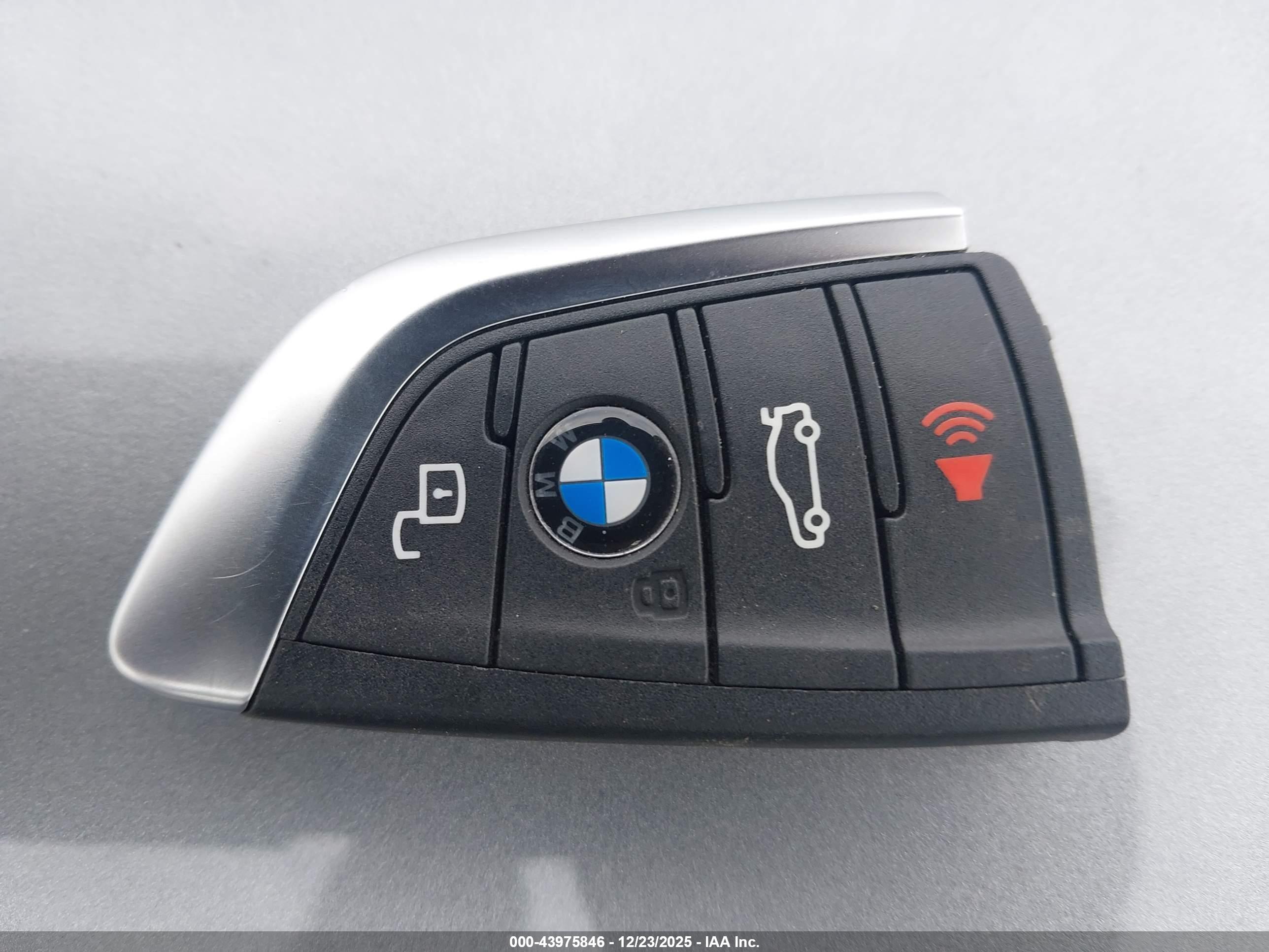 BMW M2 image 11