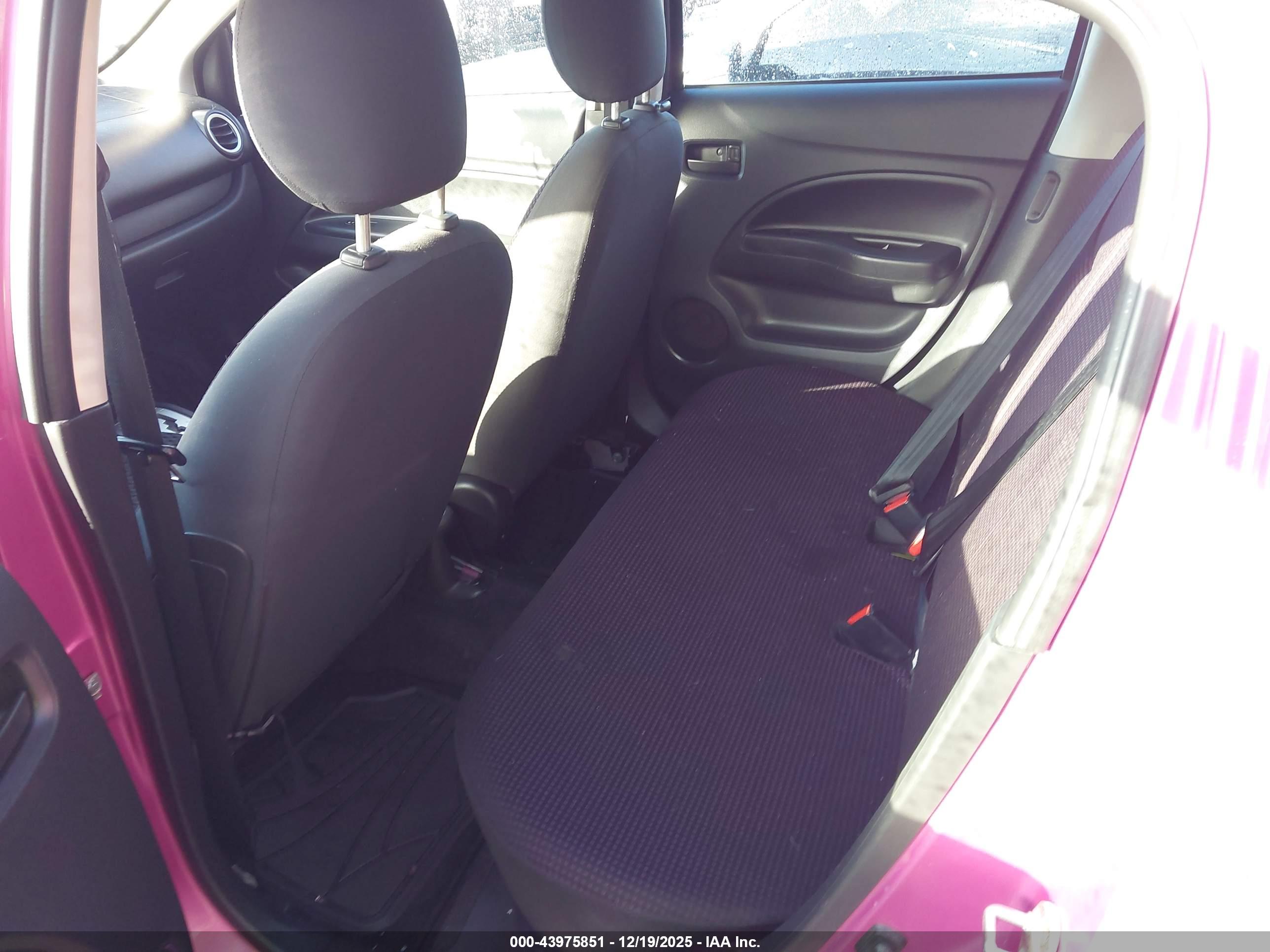 MITSUBISHI MIRAGE image 8