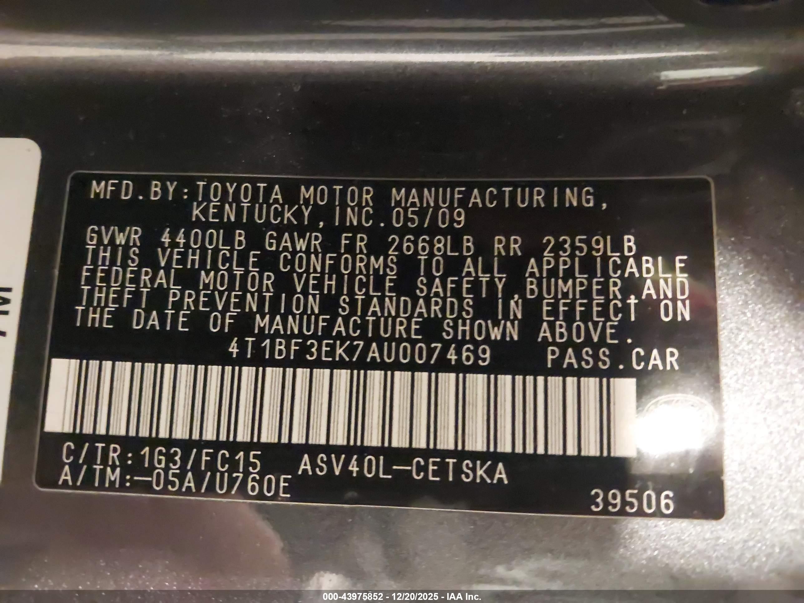 TOYOTA CAMRY image 9