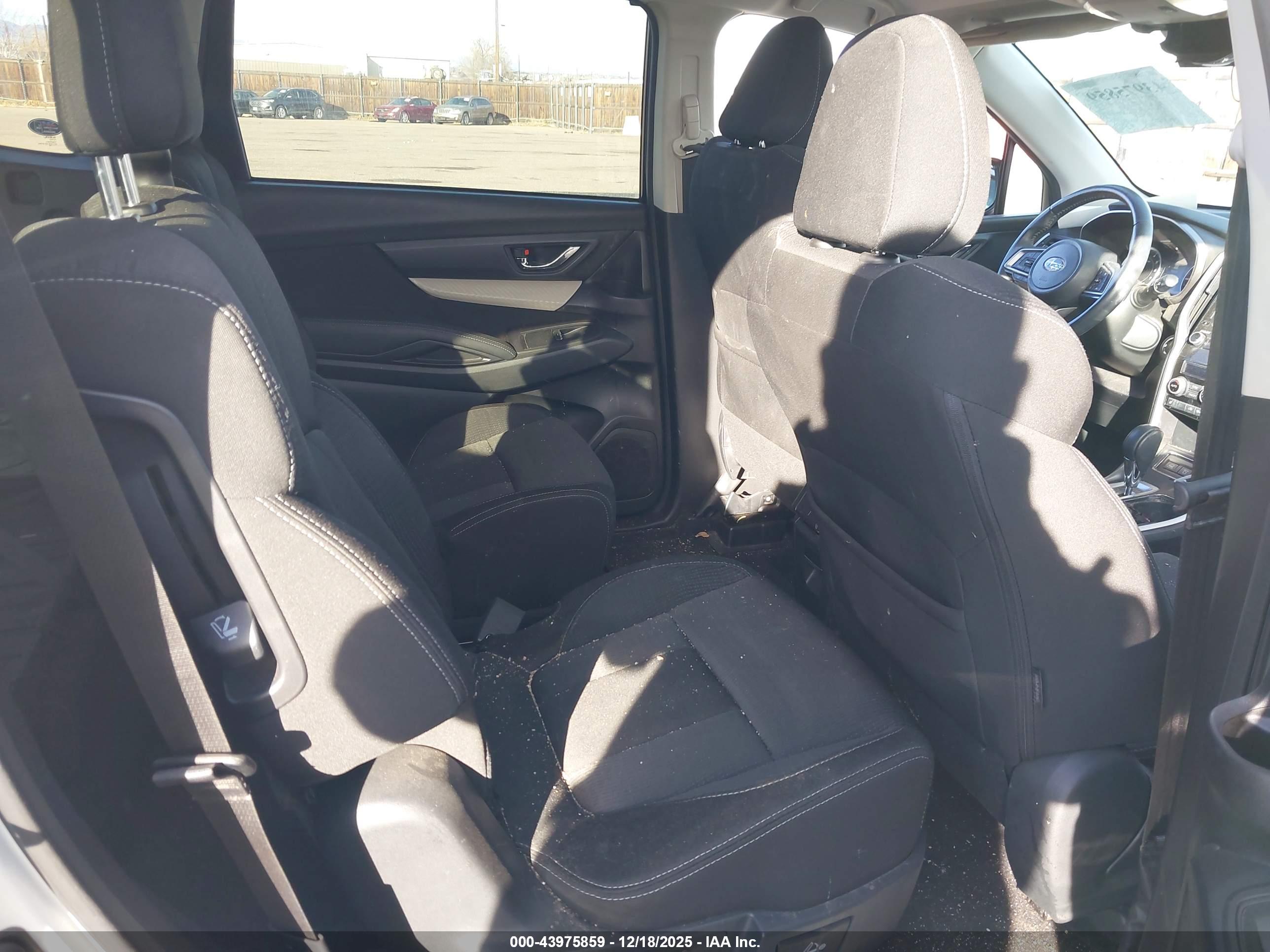 SUBARU ASCENT image 8