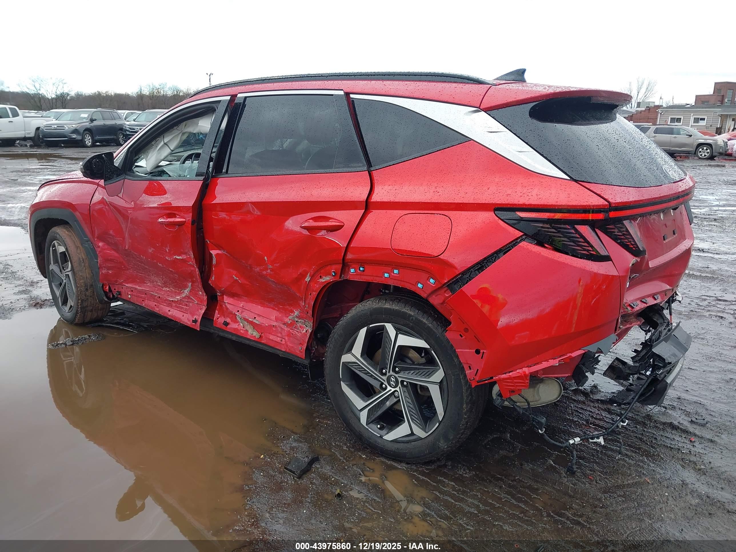 HYUNDAI TUCSON image 6