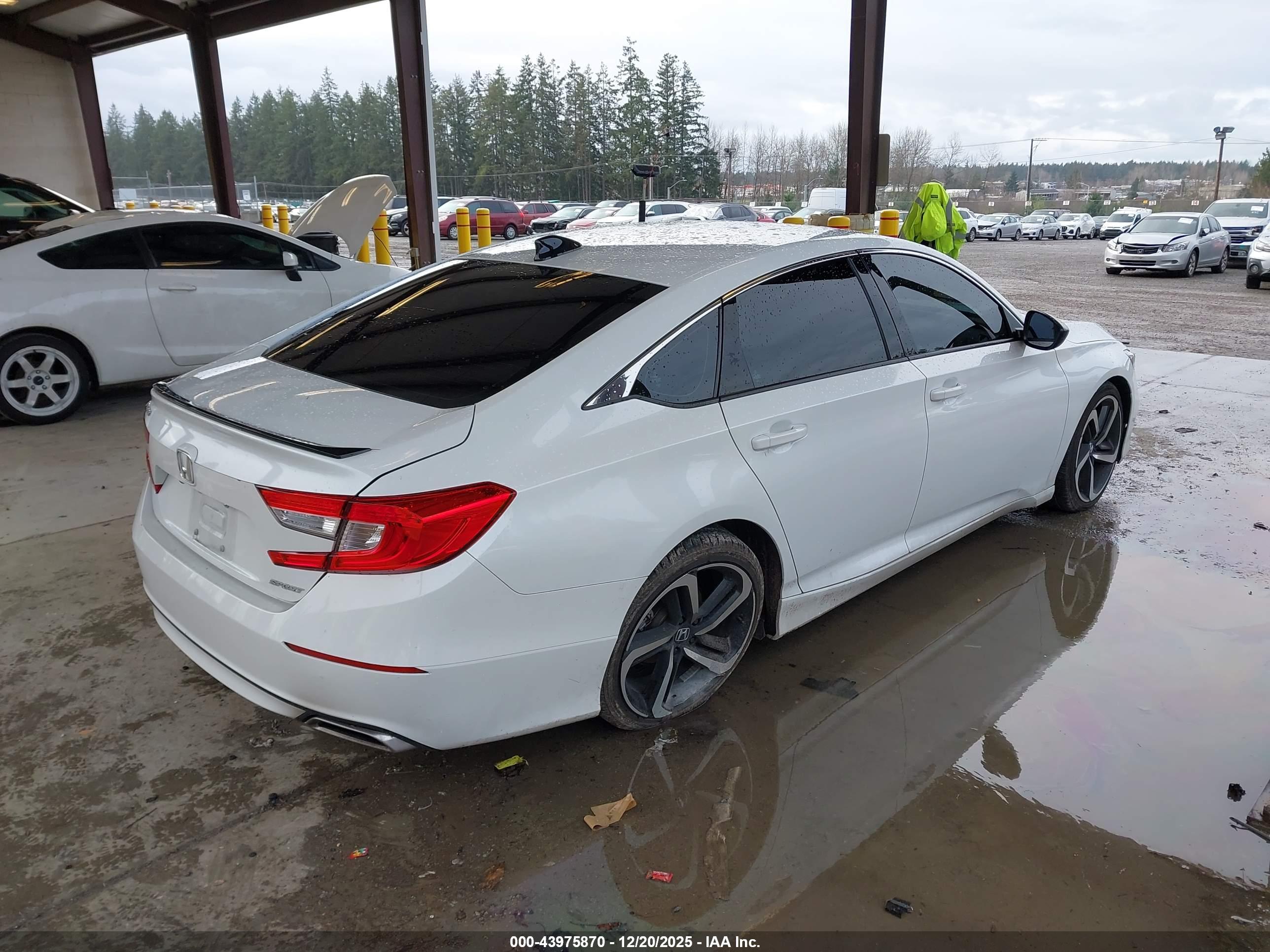HONDA ACCORD image 4