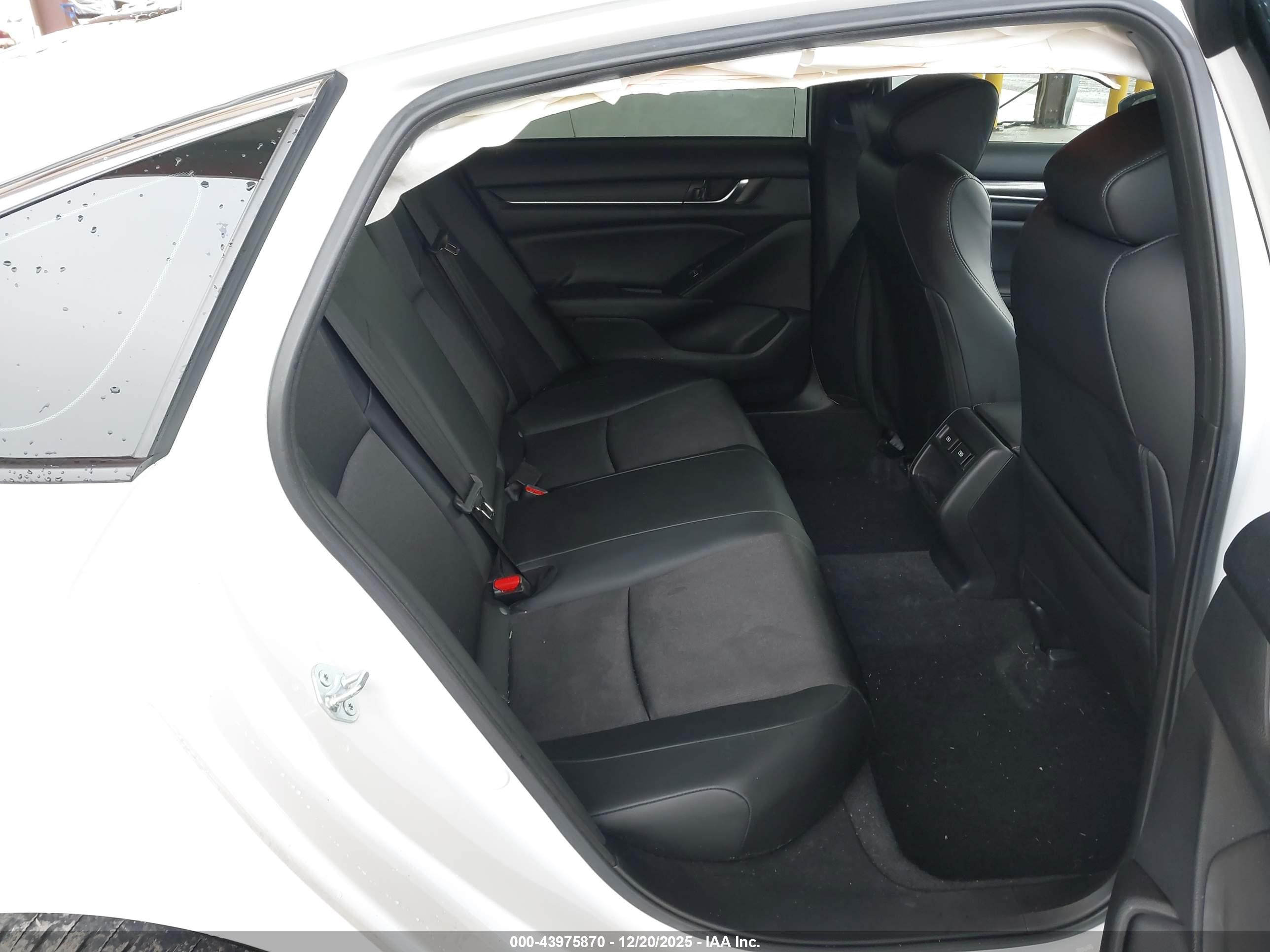 HONDA ACCORD image 8