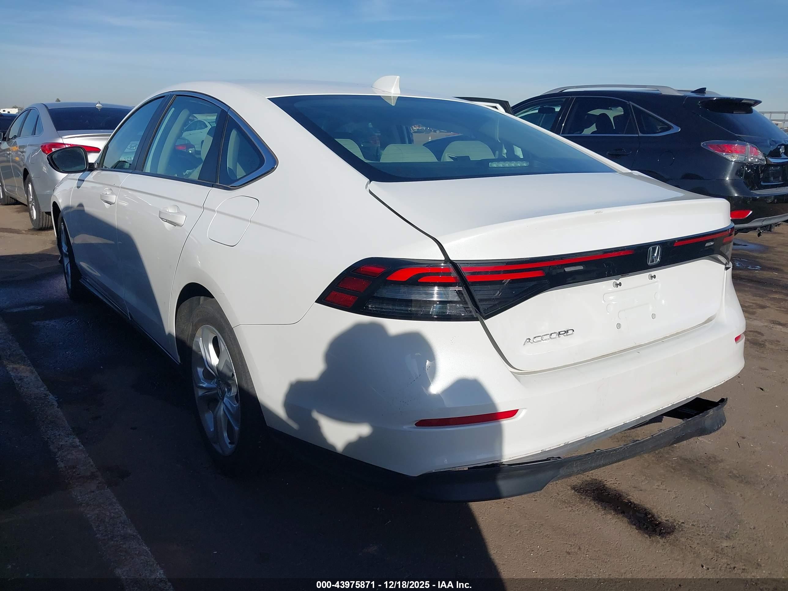 HONDA ACCORD image 3