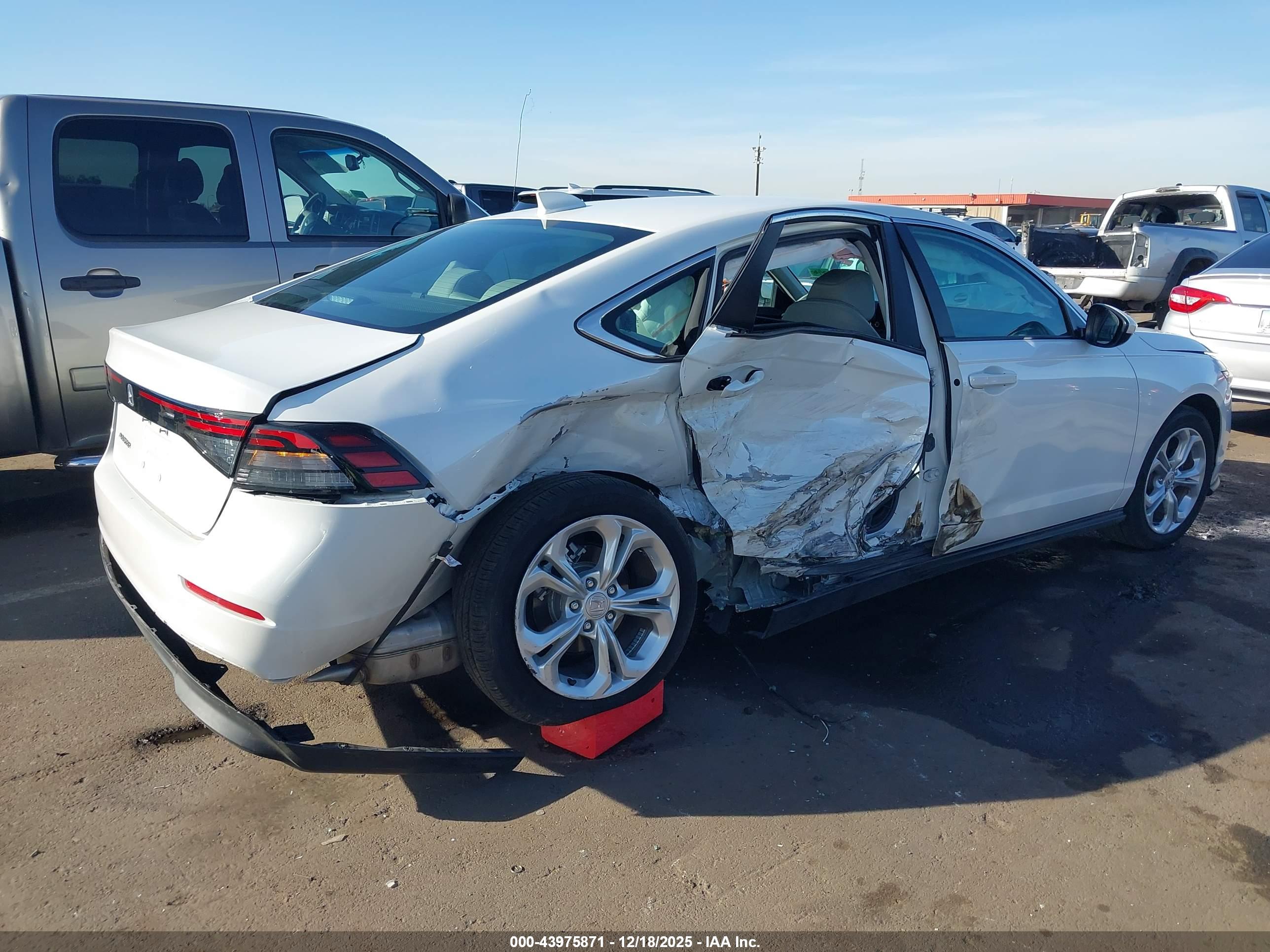 HONDA ACCORD image 4