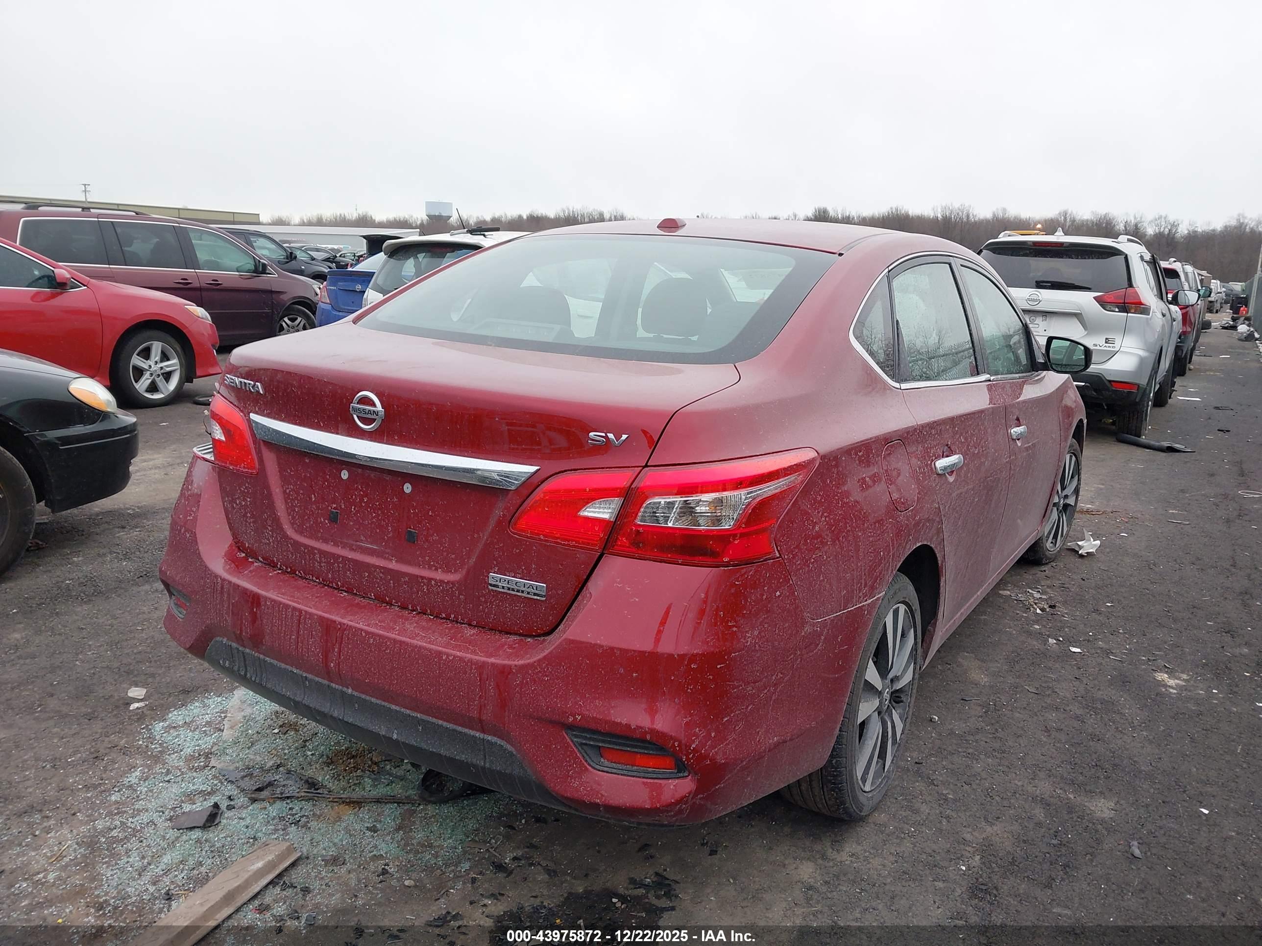 NISSAN SENTRA image 4