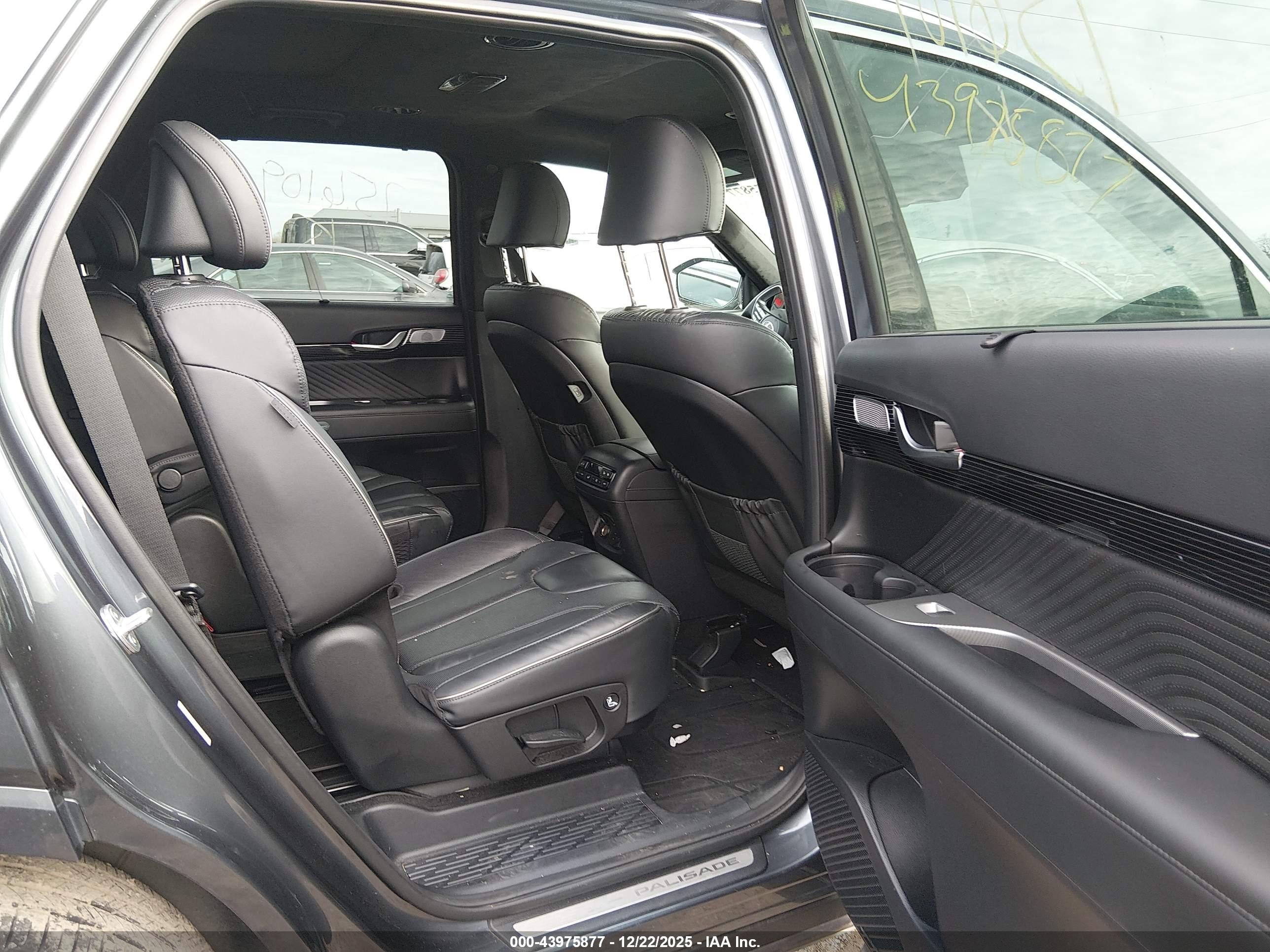 HYUNDAI PALISADE image 8