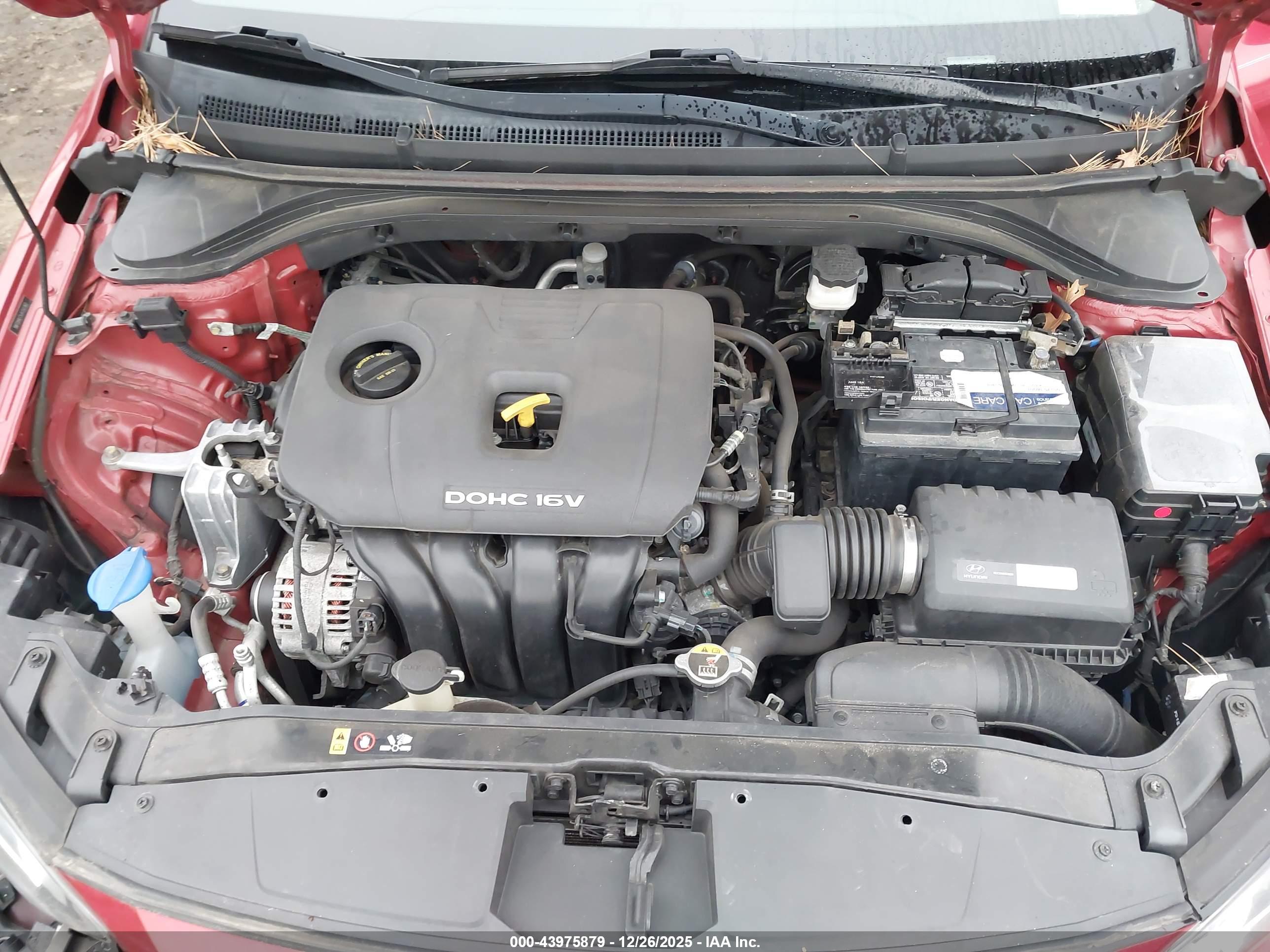 HYUNDAI ELANTRA image 10