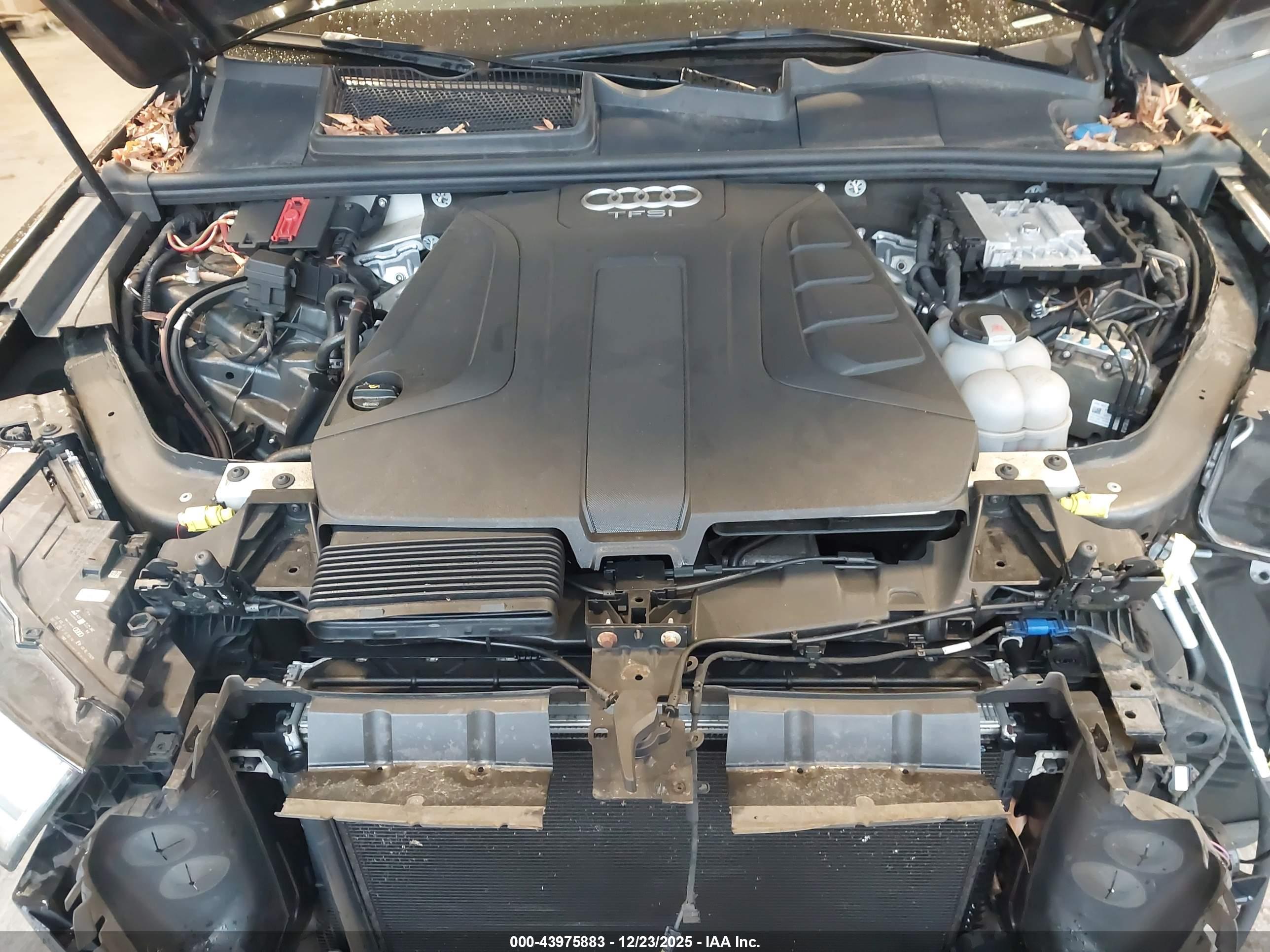 AUDI Q7 image 10