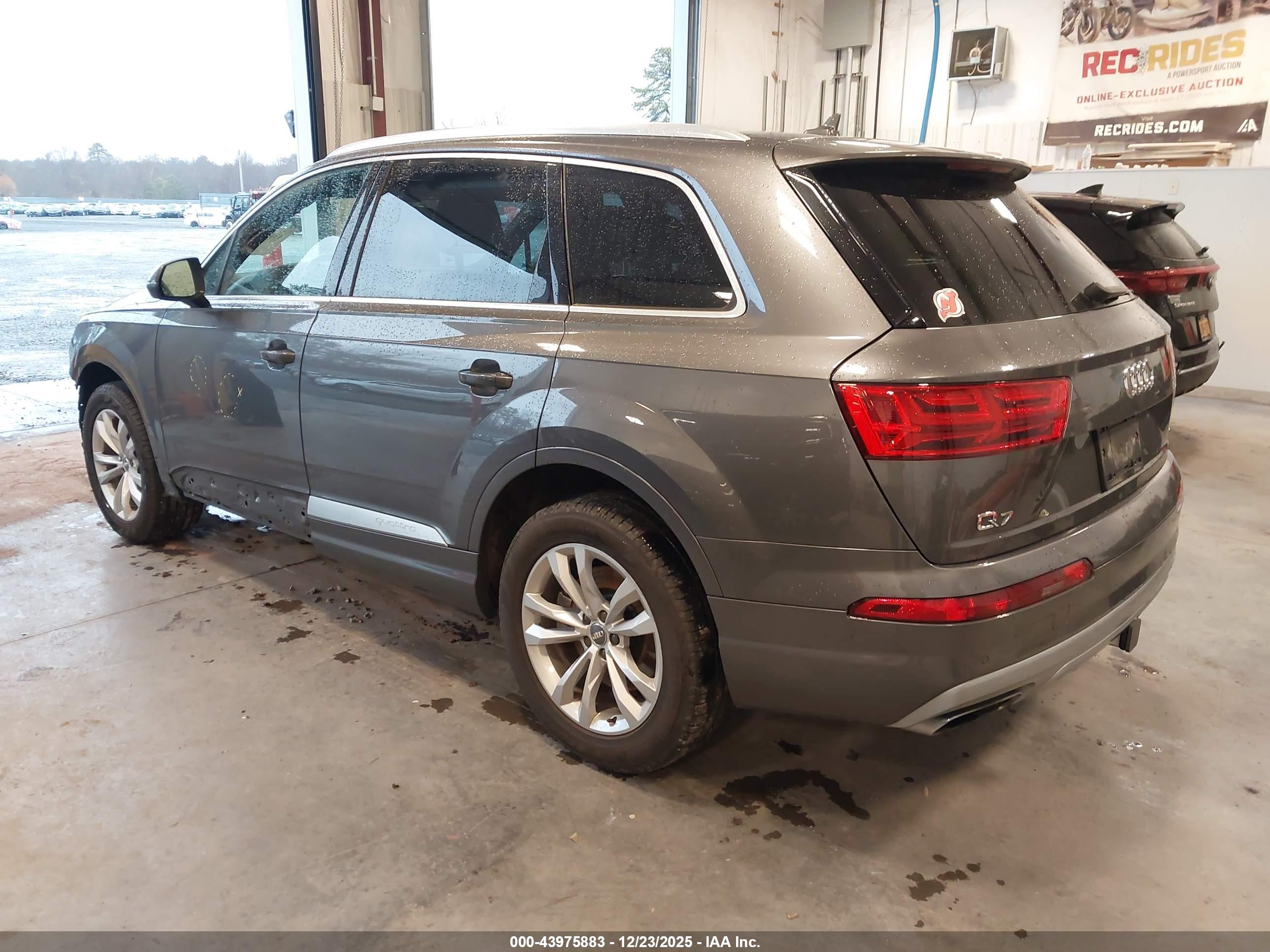 AUDI Q7 image 3