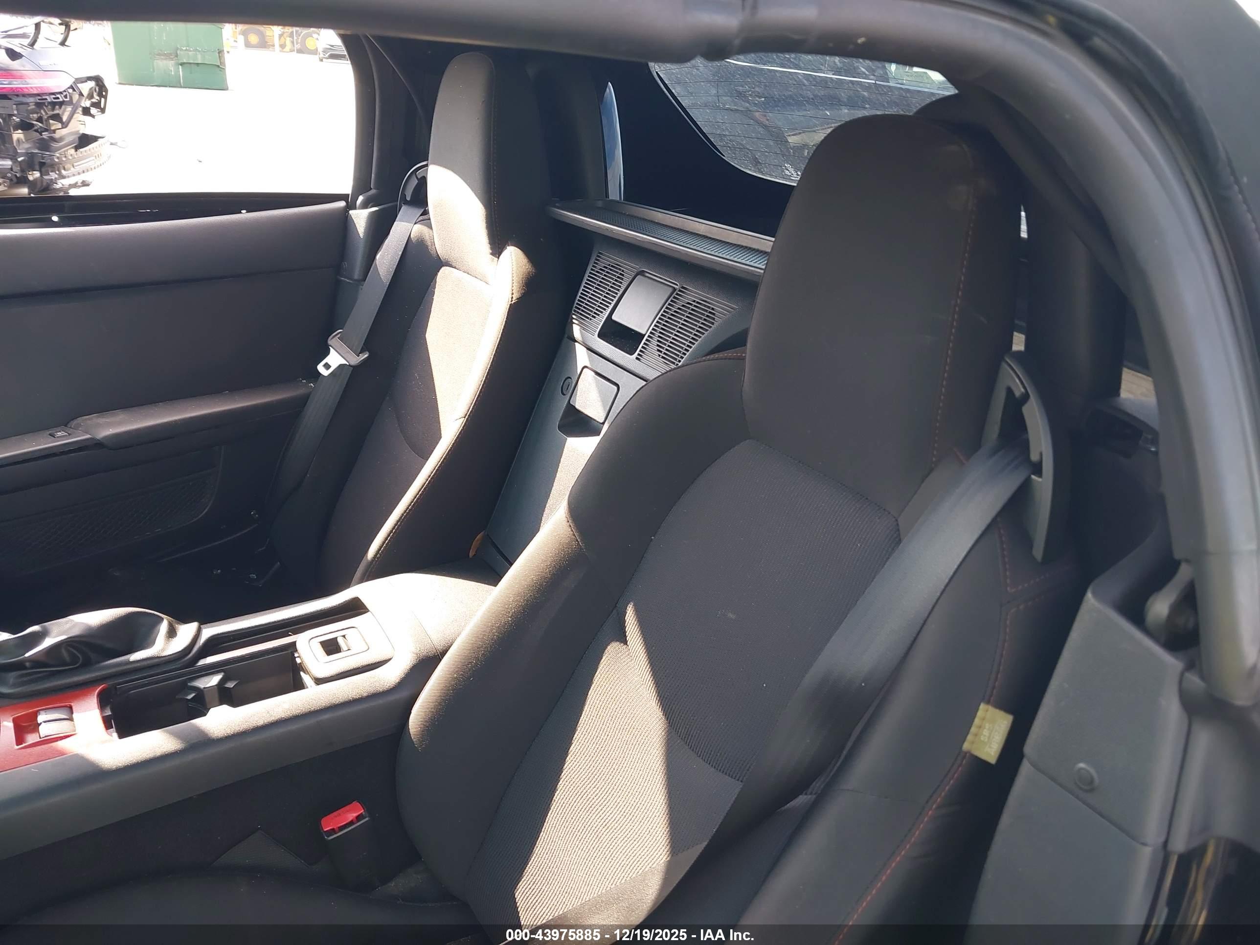 MAZDA MX-5 image 8
