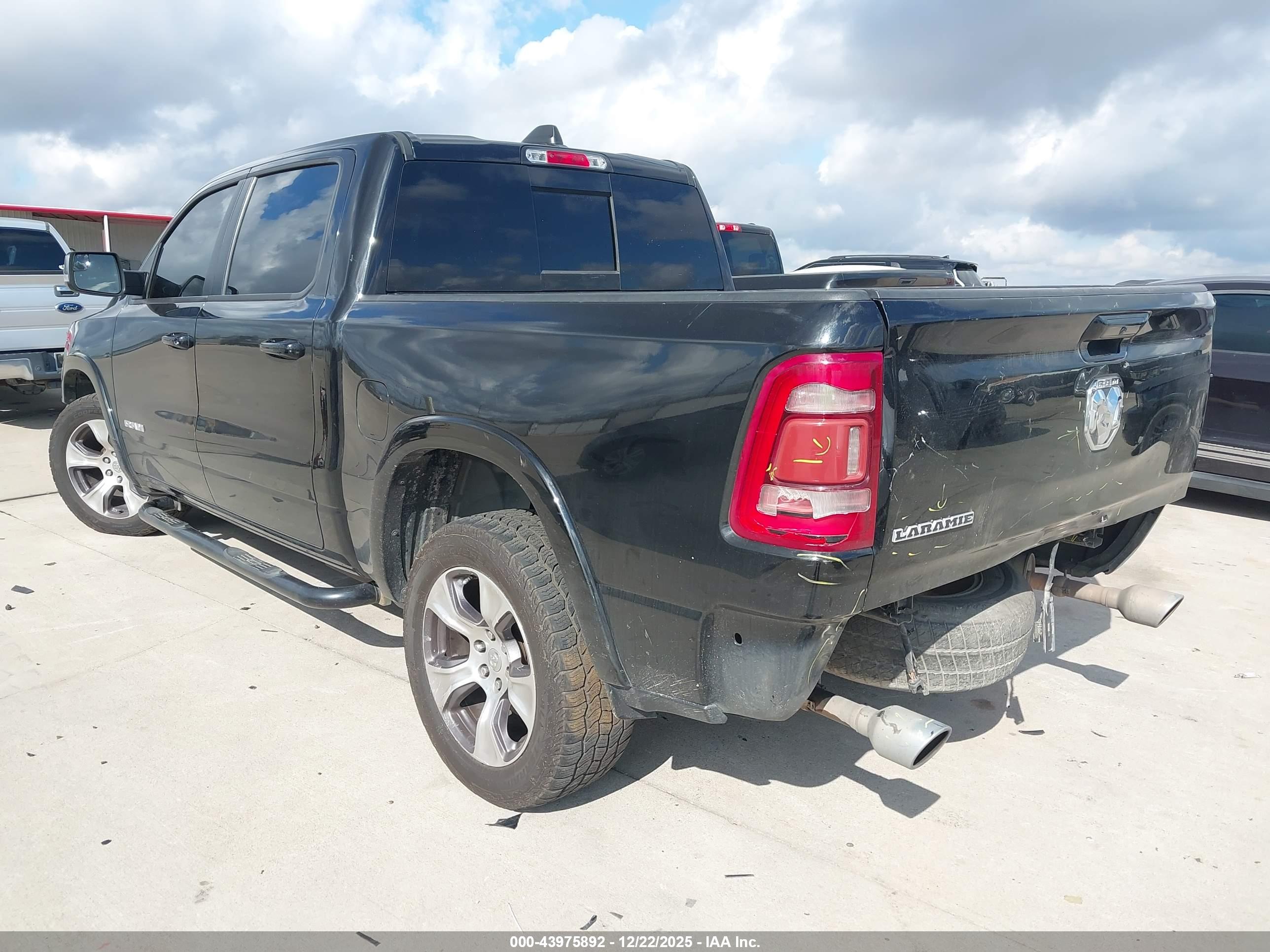 RAM 1500 image 3