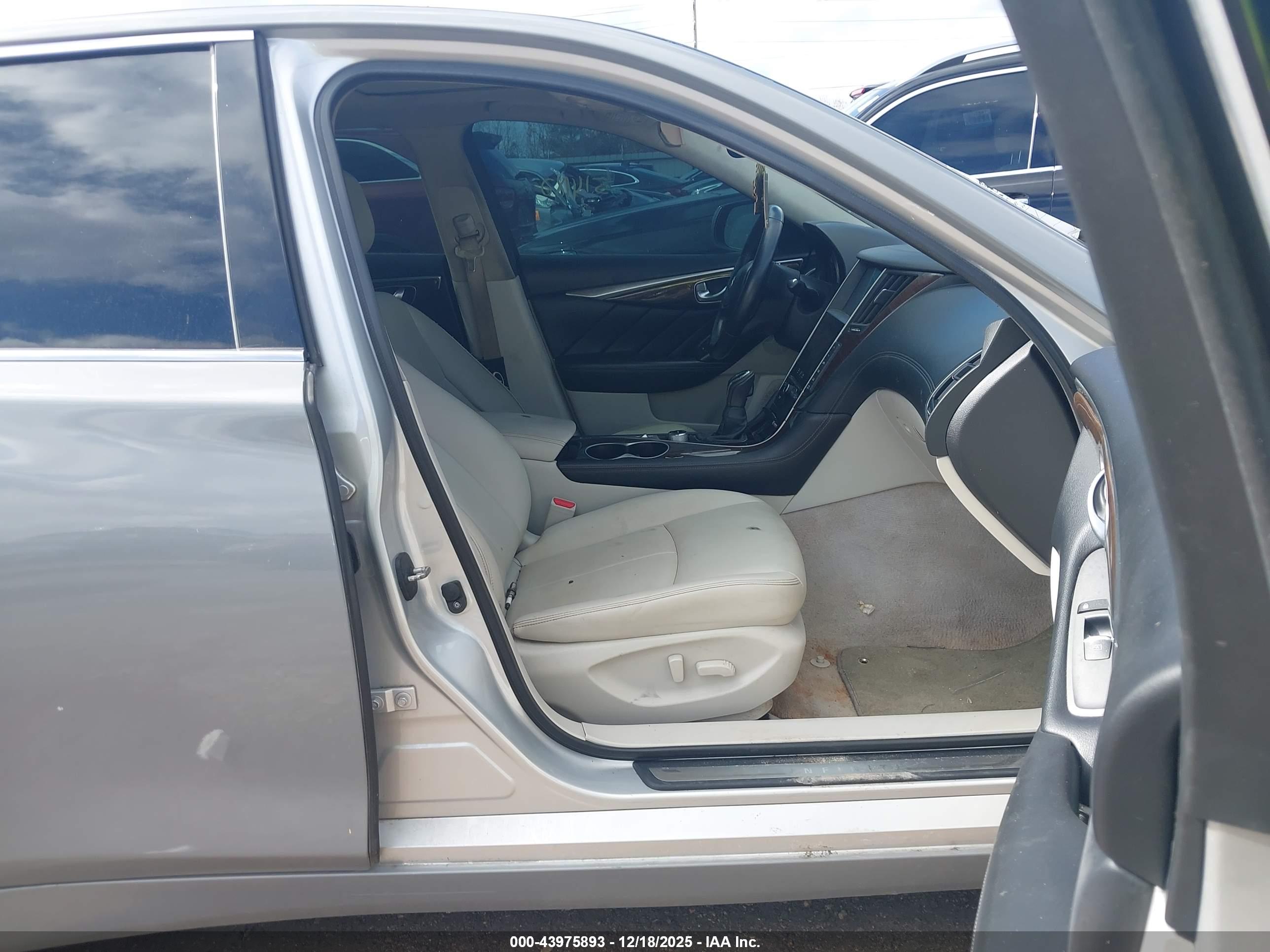 INFINITI Q50 image 5