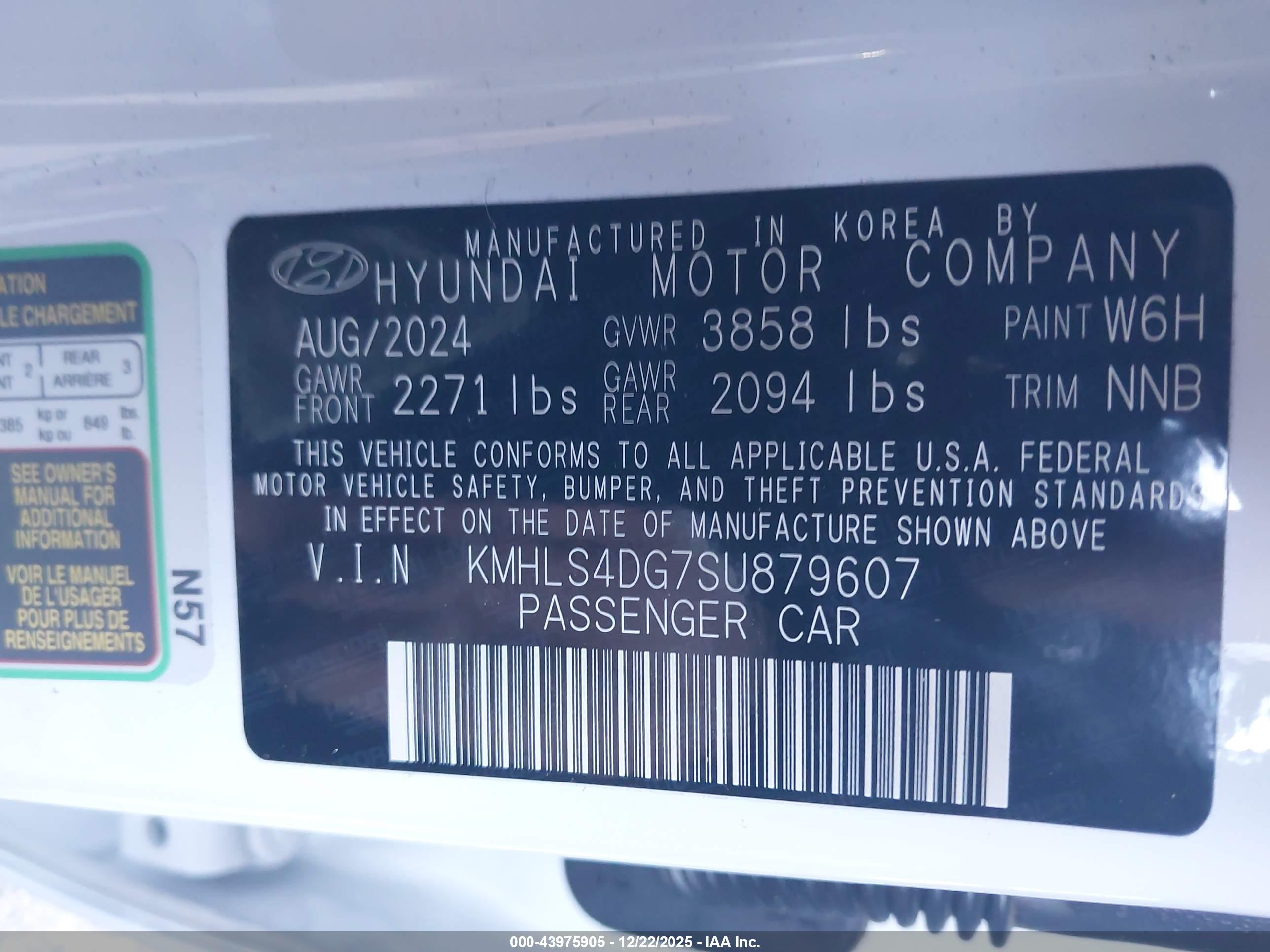 HYUNDAI ELANTRA image 9