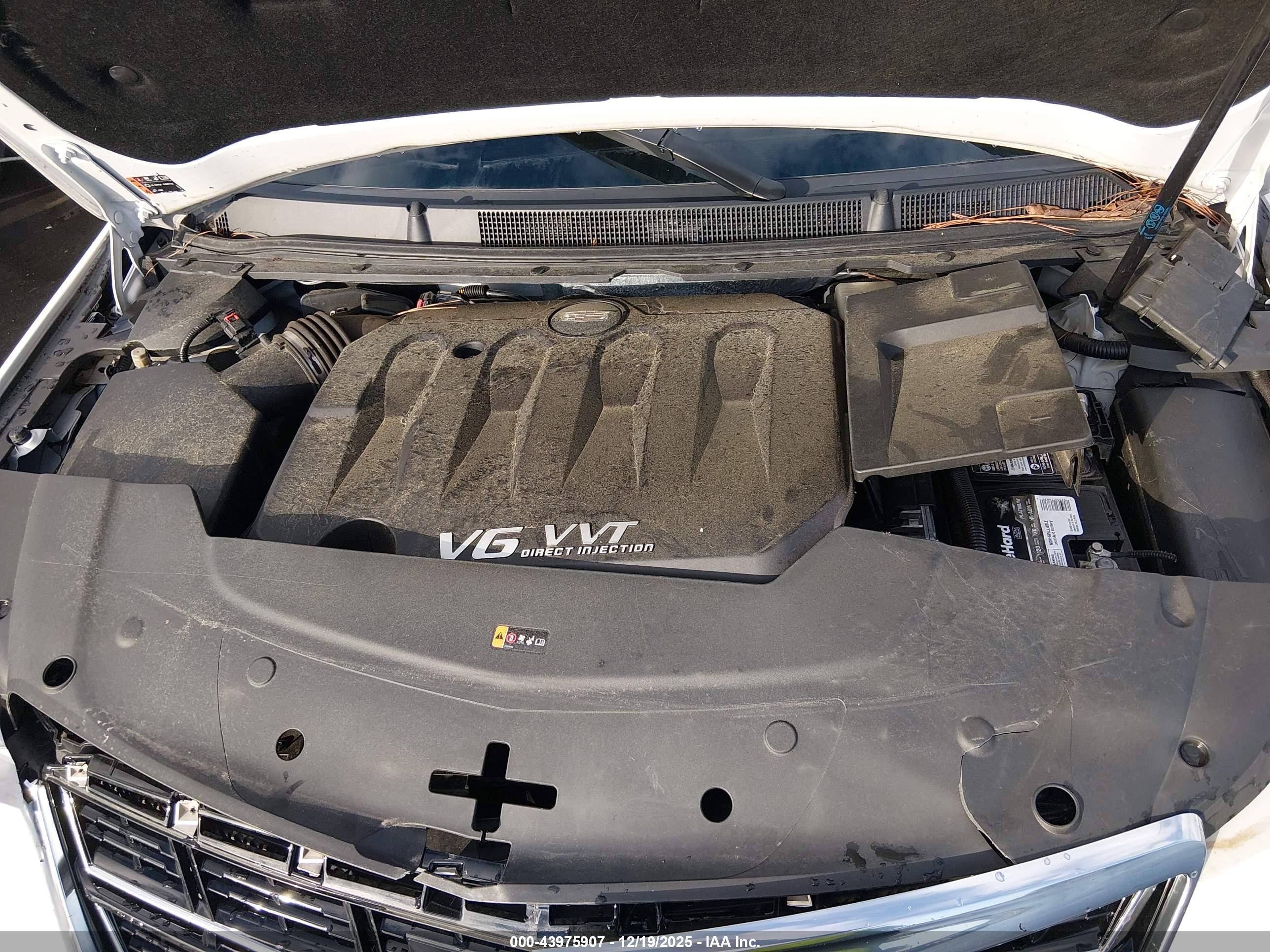 CADILLAC XTS image 10