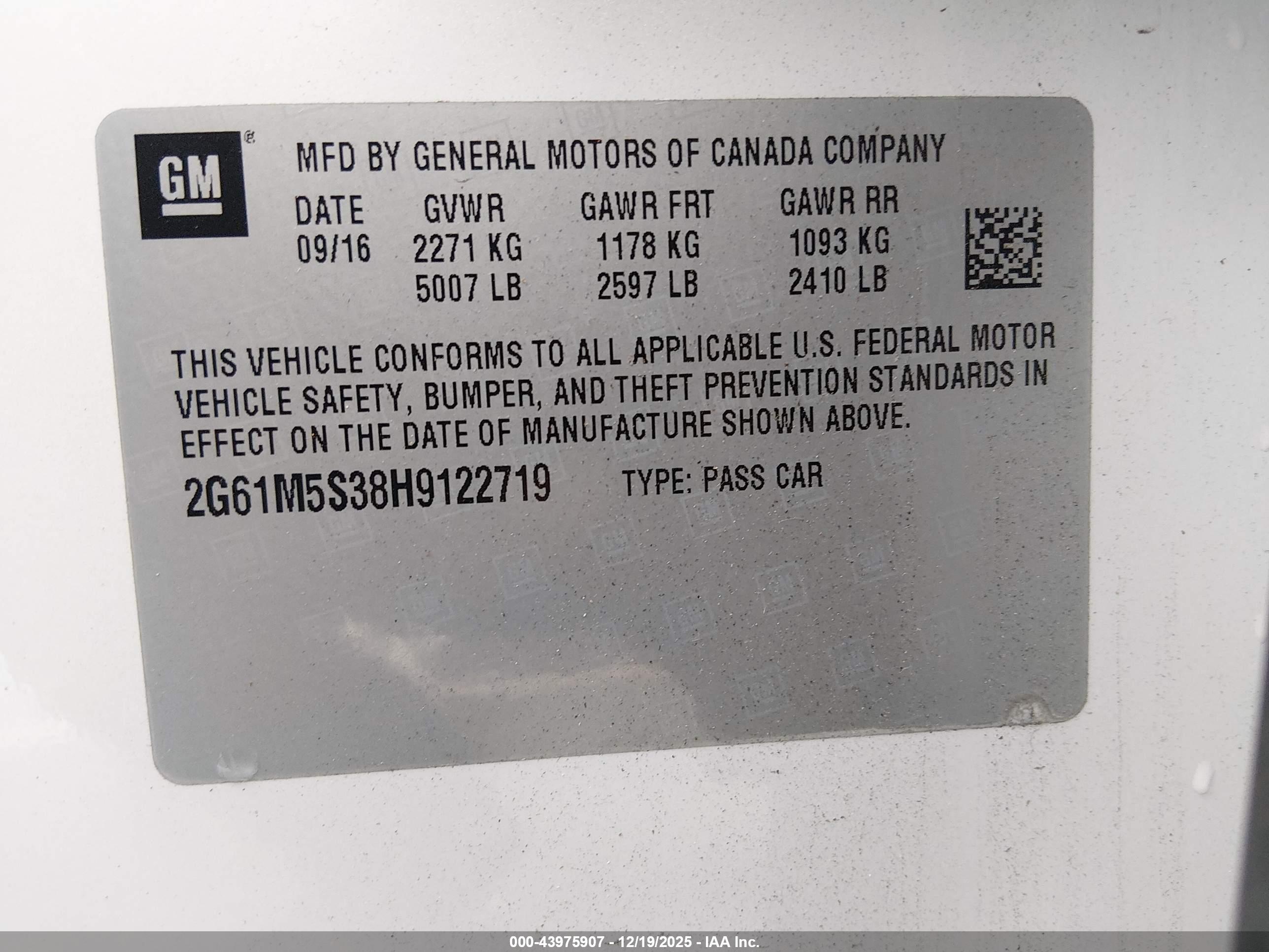 CADILLAC XTS image 9
