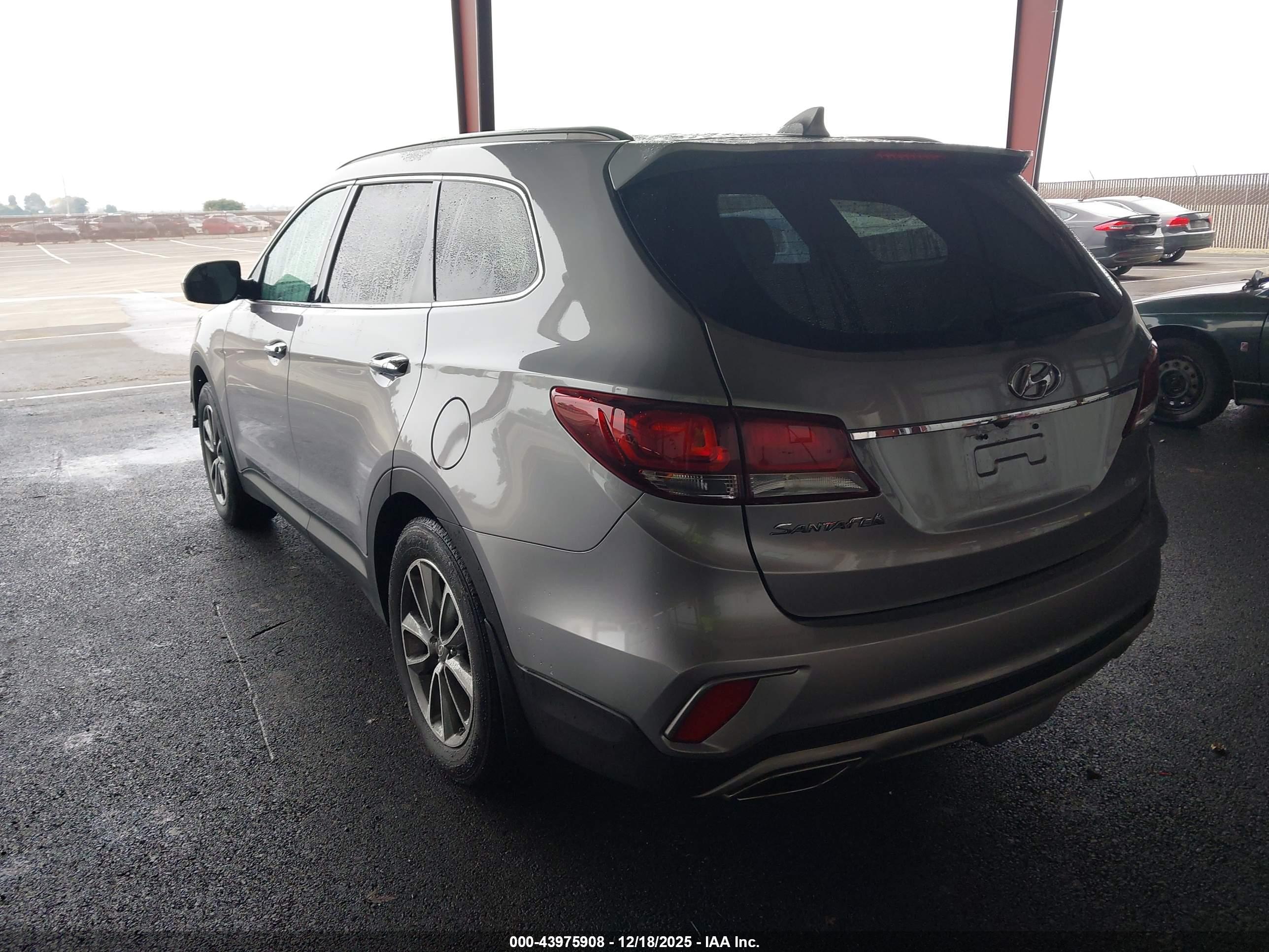 HYUNDAI SANTA image 3