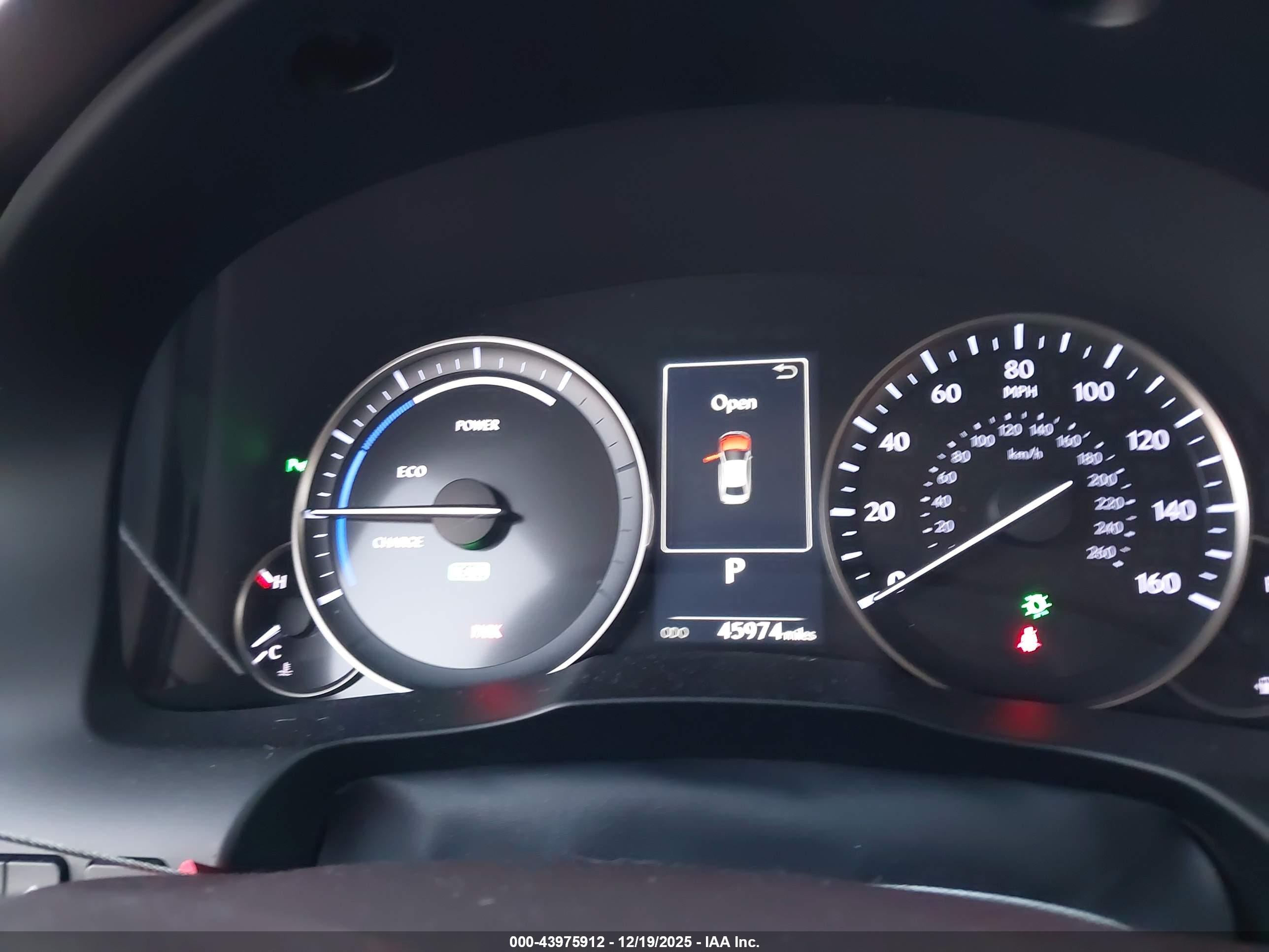 LEXUS ES image 7